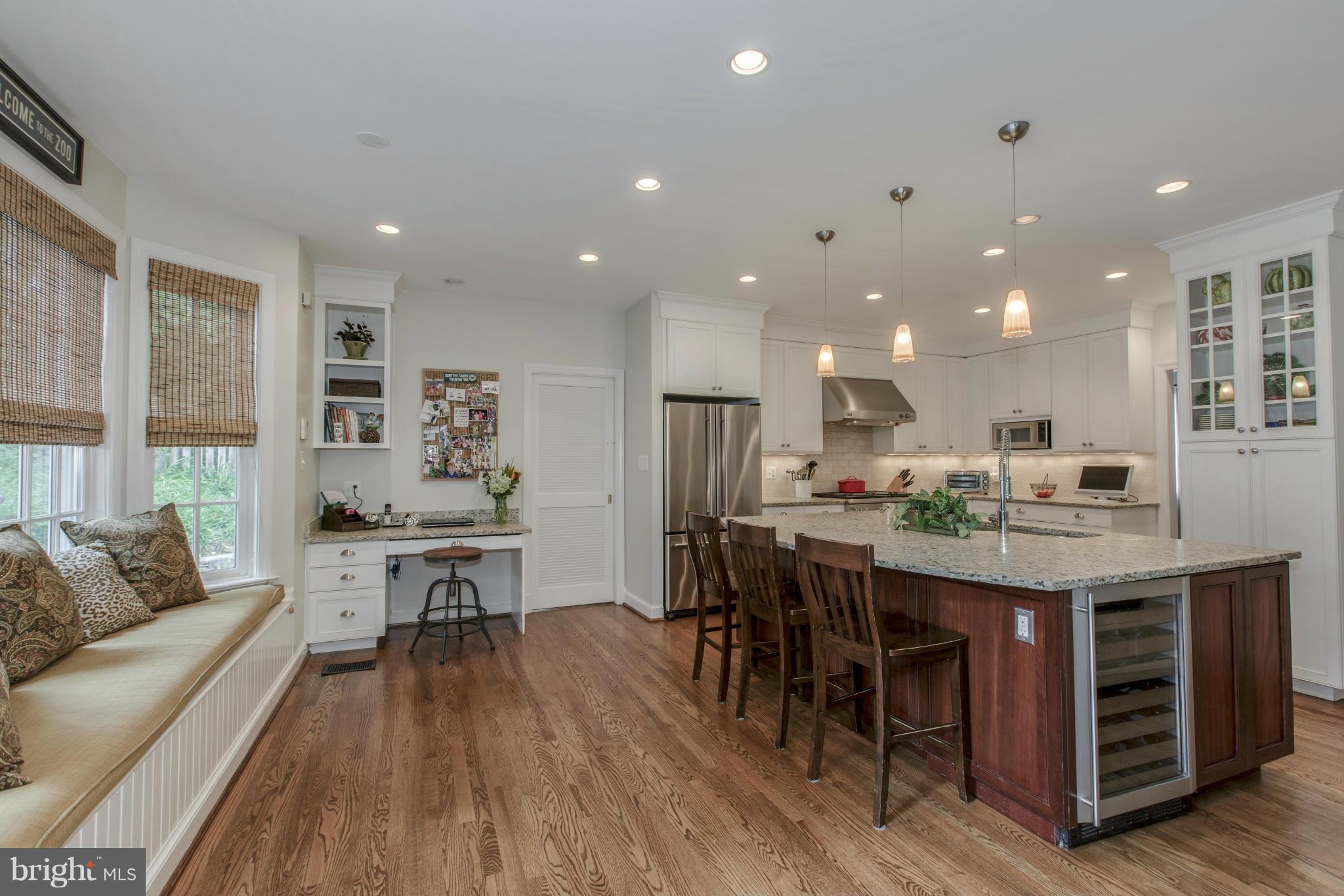 CHEVY CHASE - Residential