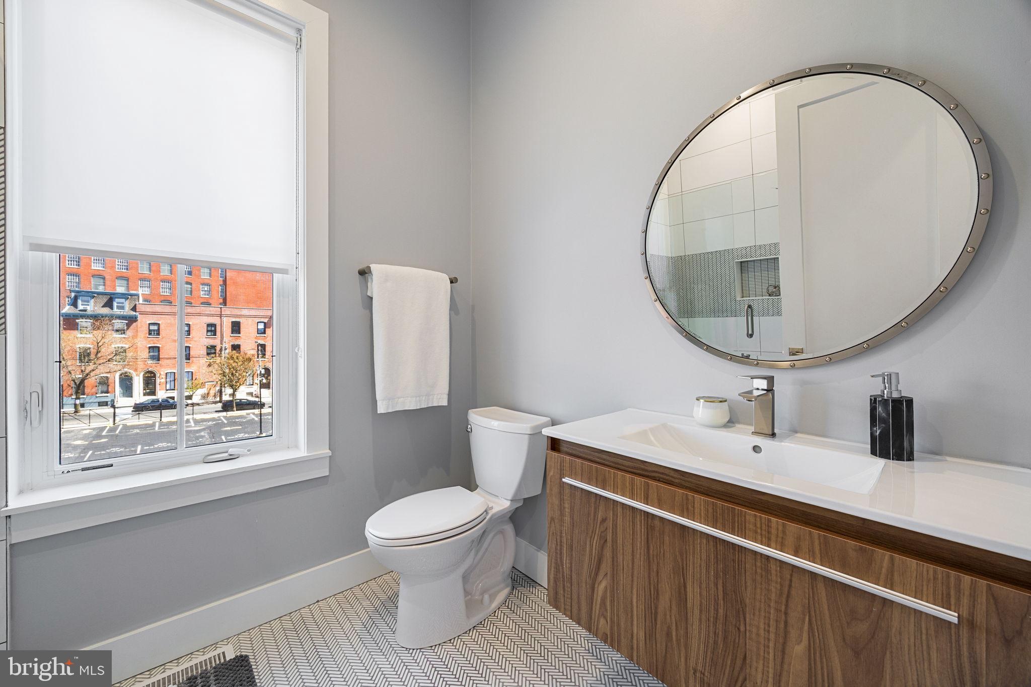 FAIRMOUNT - Residential
