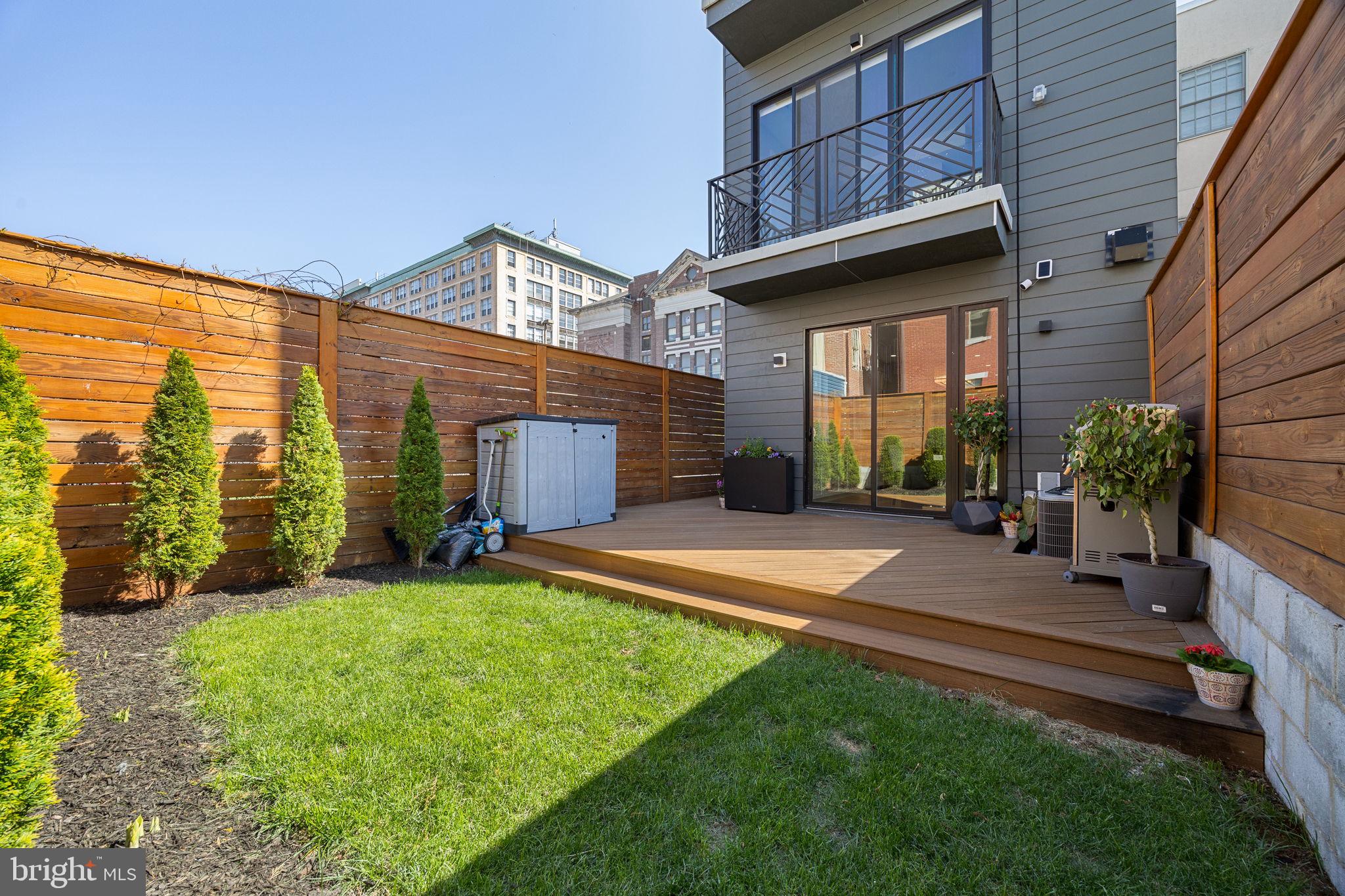 FAIRMOUNT - Residential
