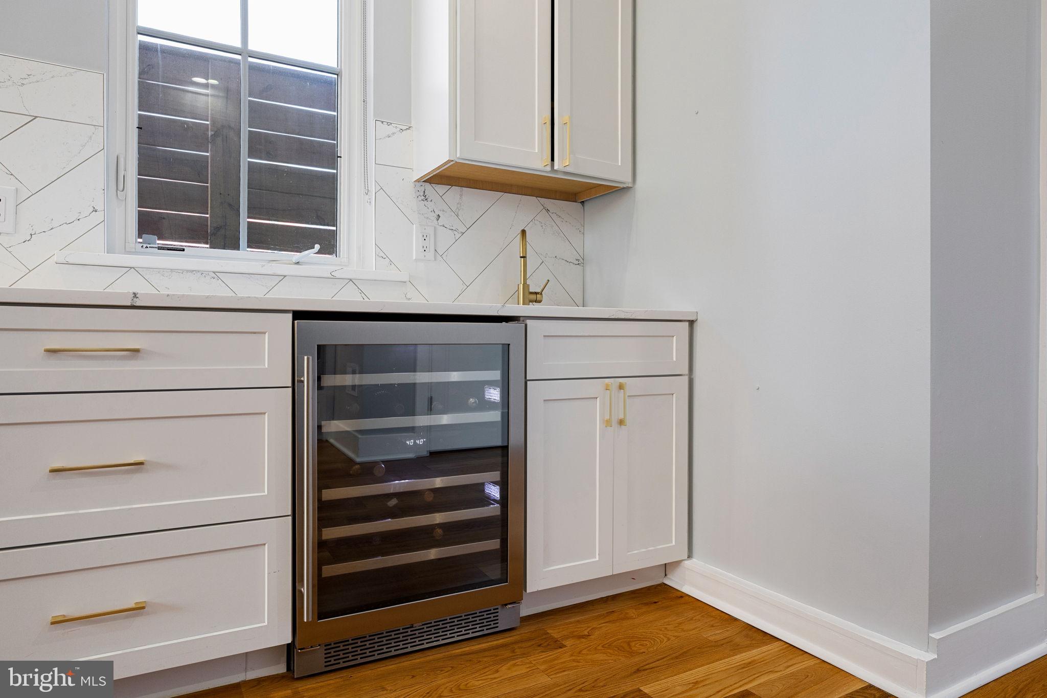 FAIRMOUNT - Residential