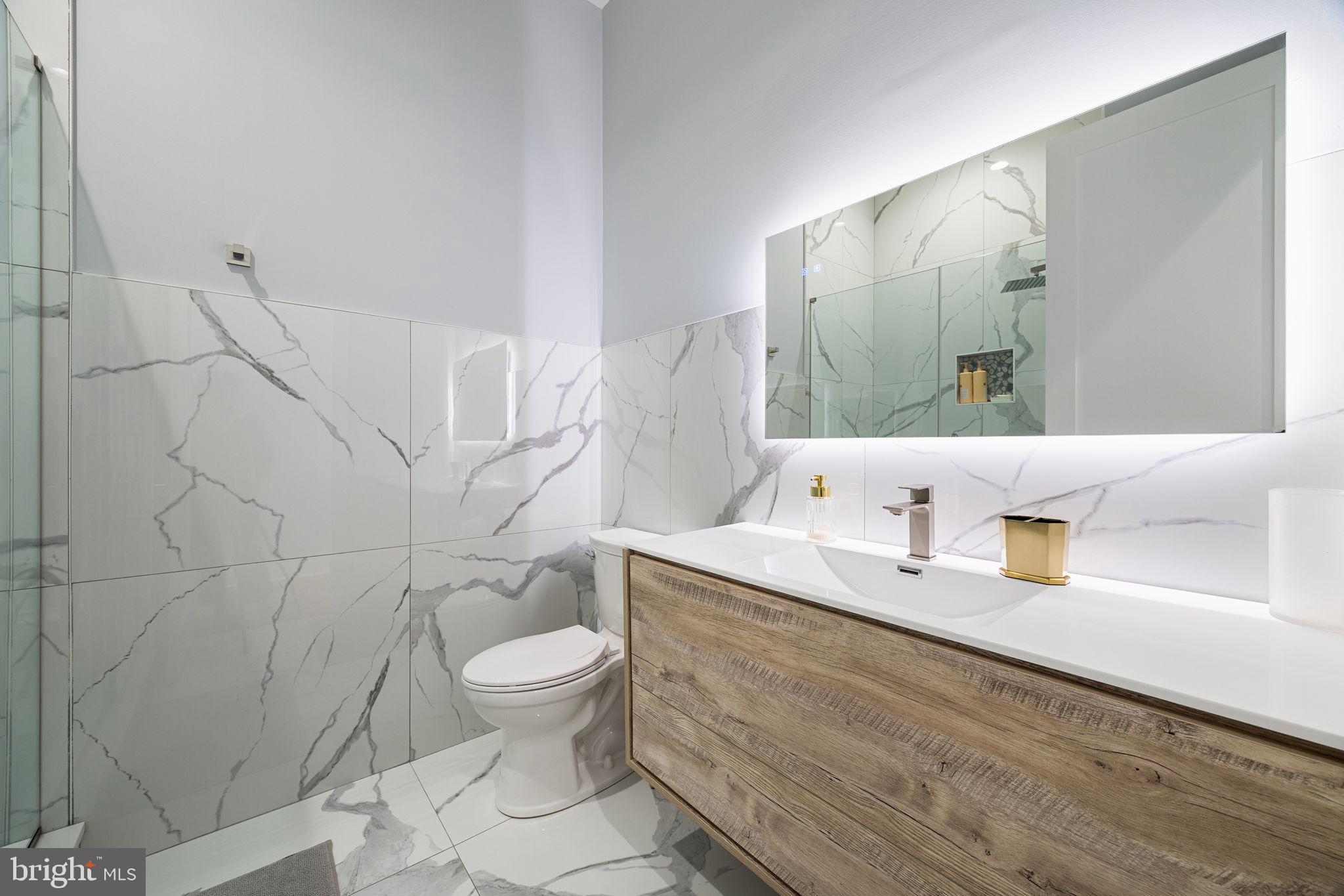 FAIRMOUNT - Residential