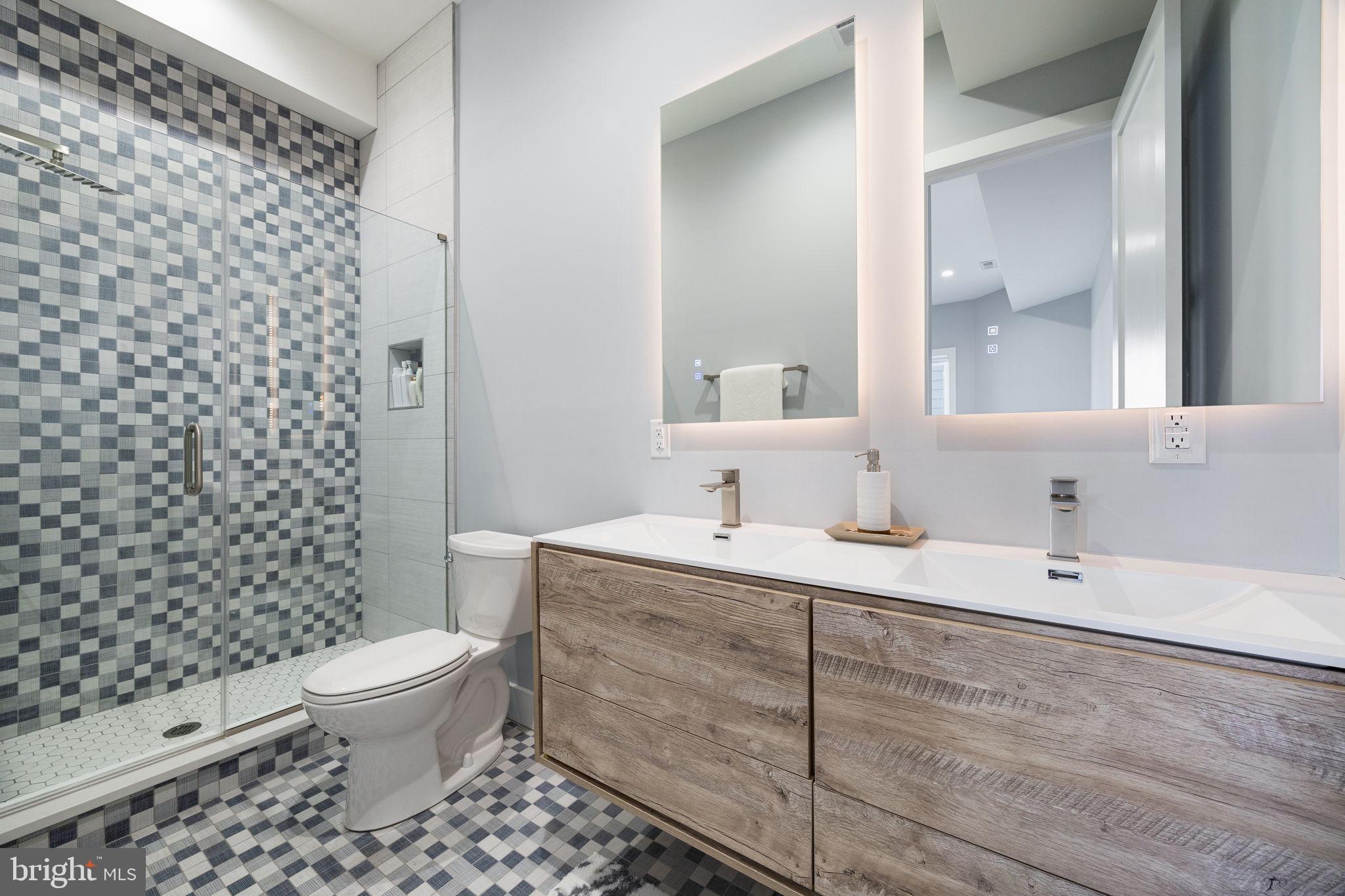 FAIRMOUNT - Residential