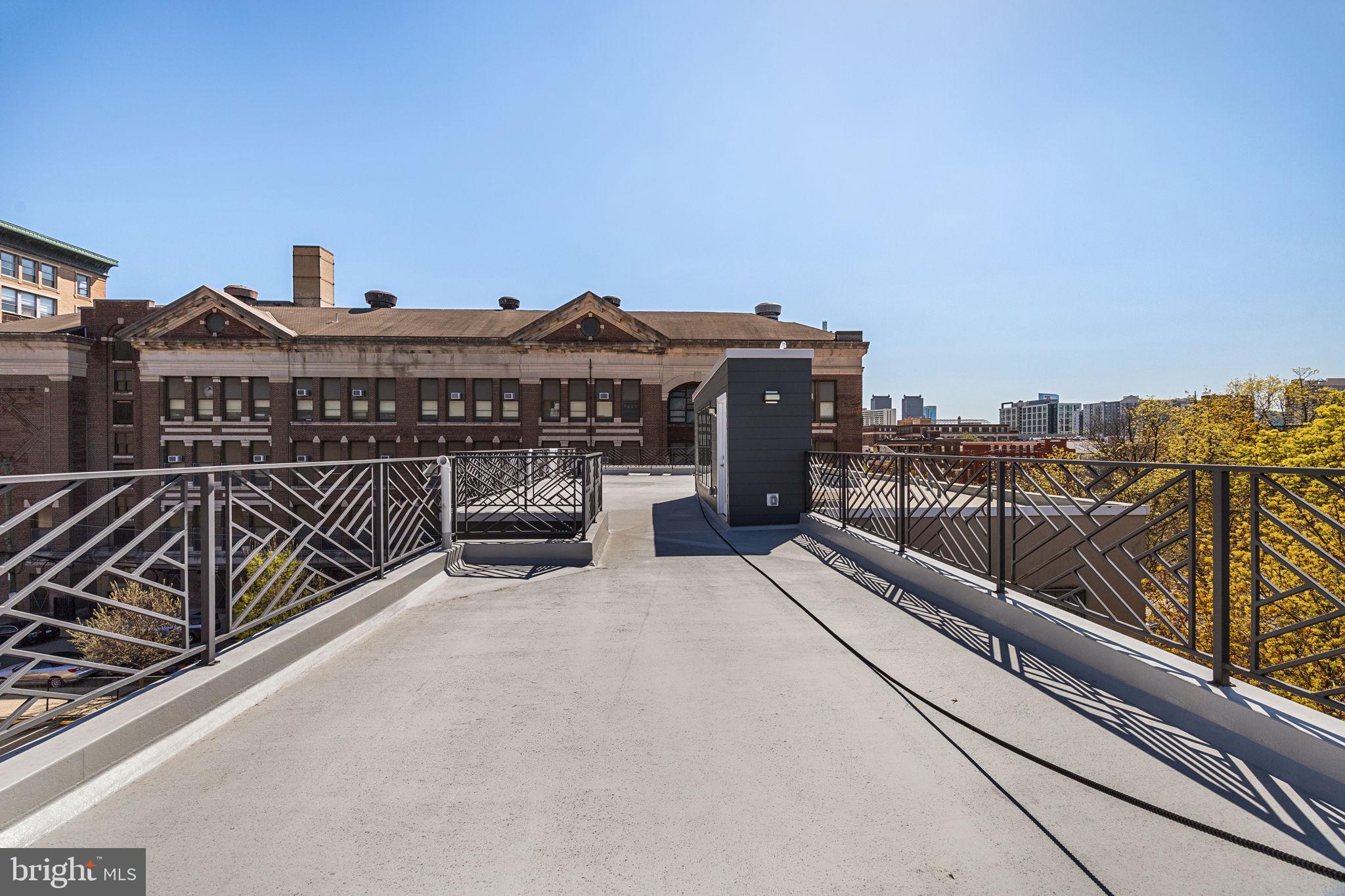 FAIRMOUNT - Residential