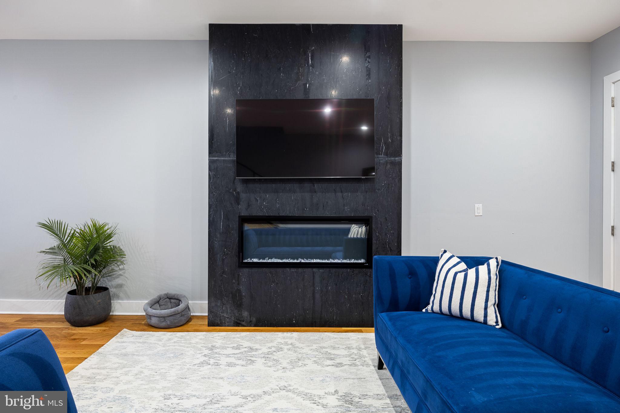 FAIRMOUNT - Residential