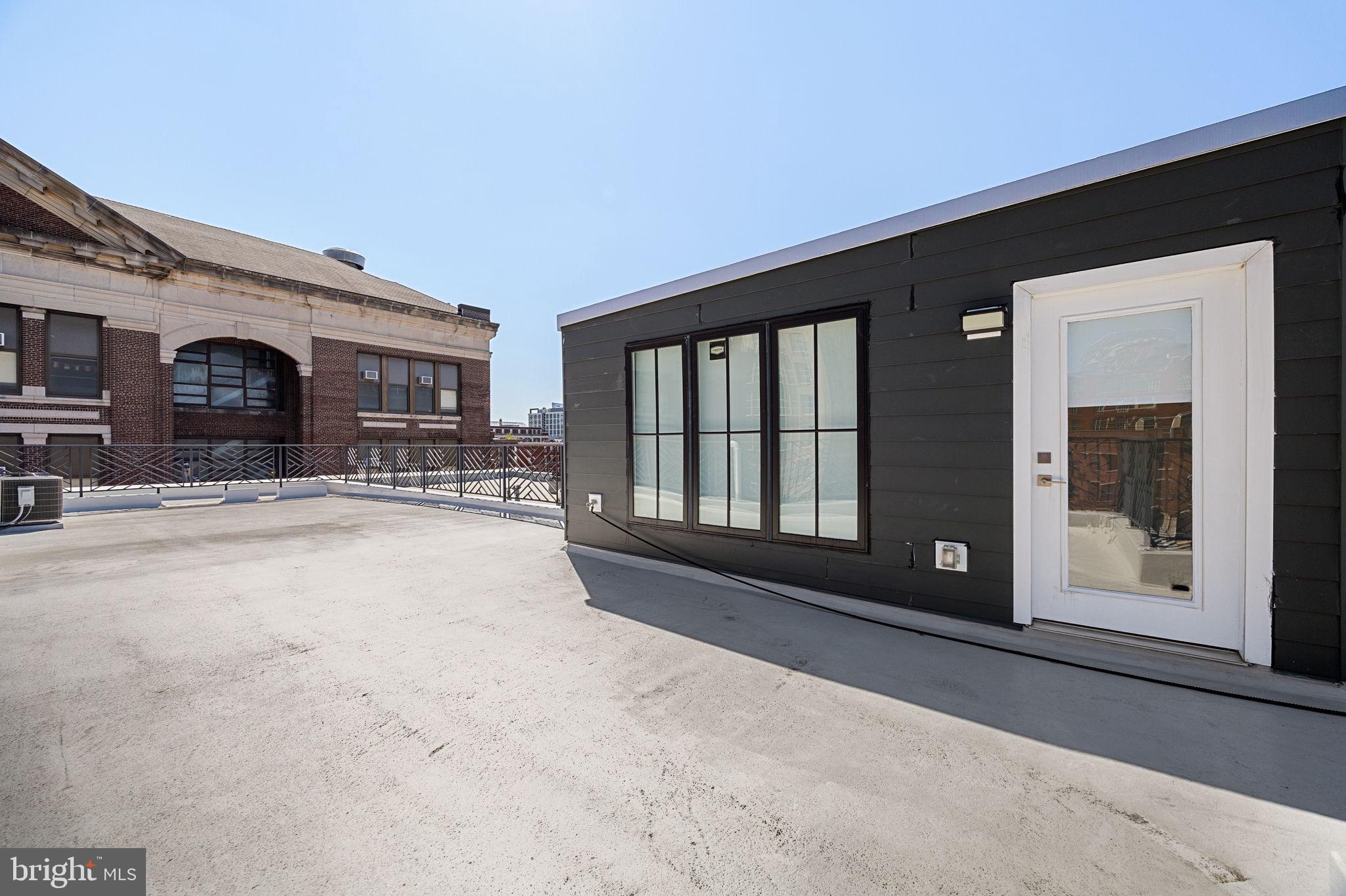 FAIRMOUNT - Residential