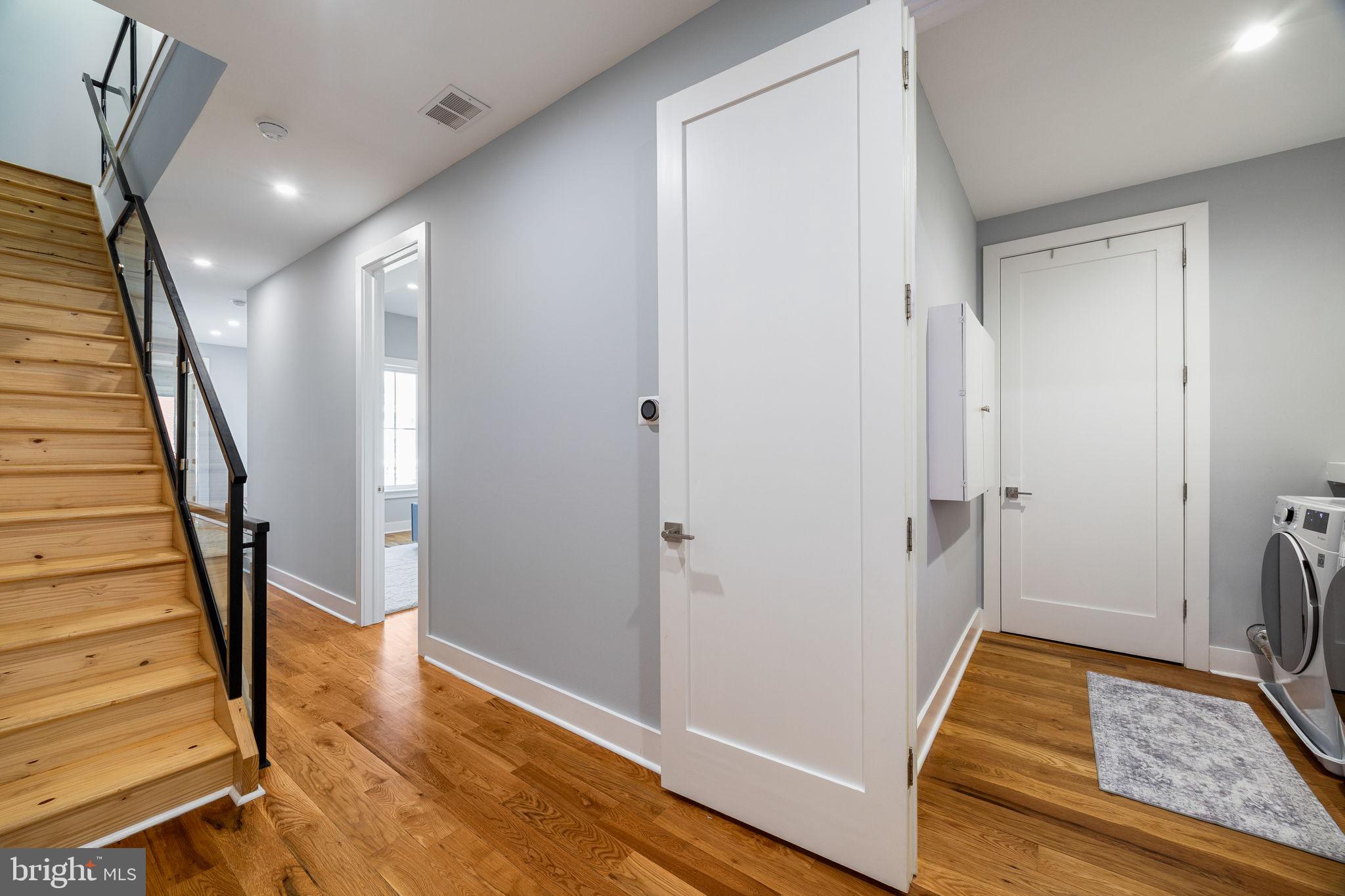 FAIRMOUNT - Residential