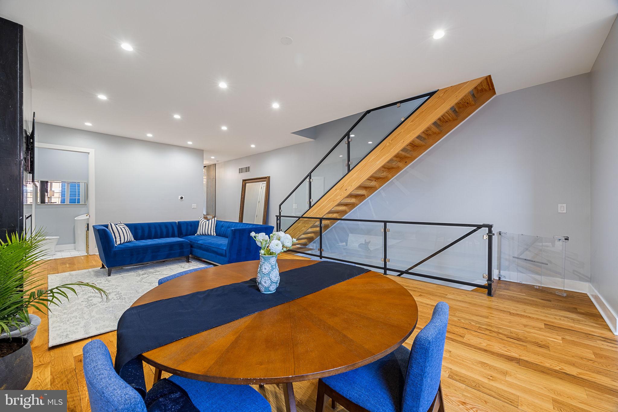 FAIRMOUNT - Residential