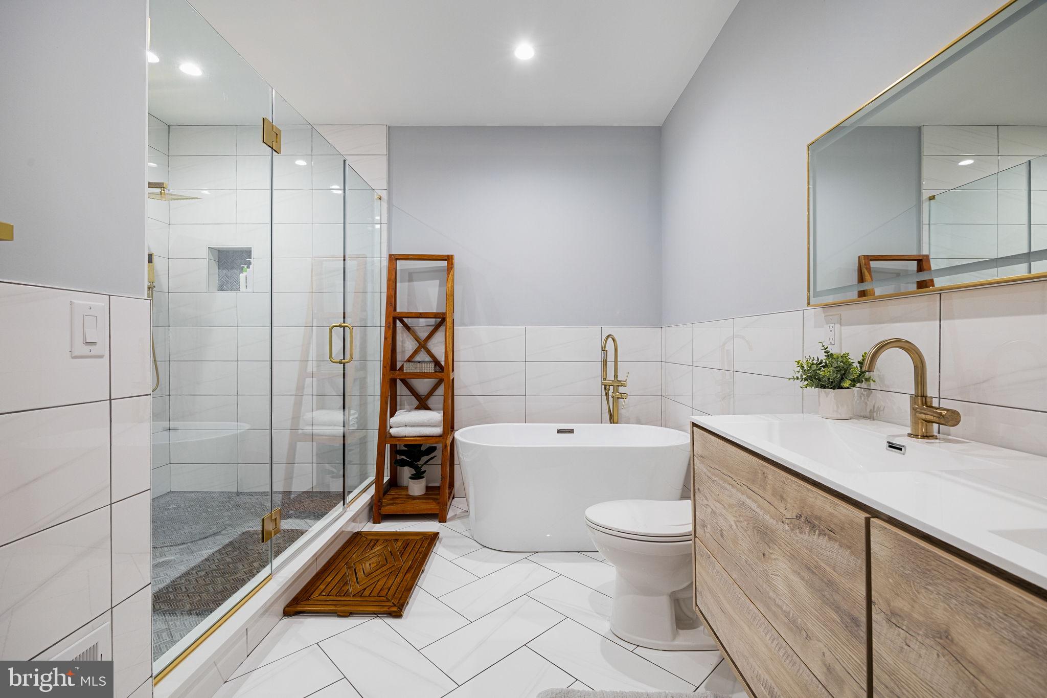 FAIRMOUNT - Residential