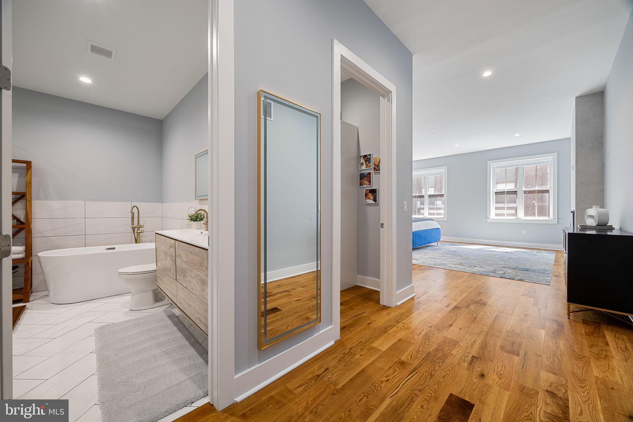 FAIRMOUNT - Residential