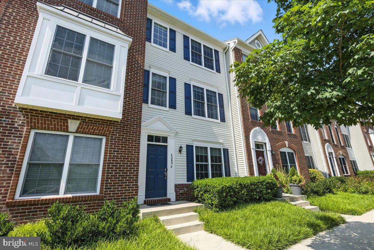 42896 PAMPLIN TERRACE