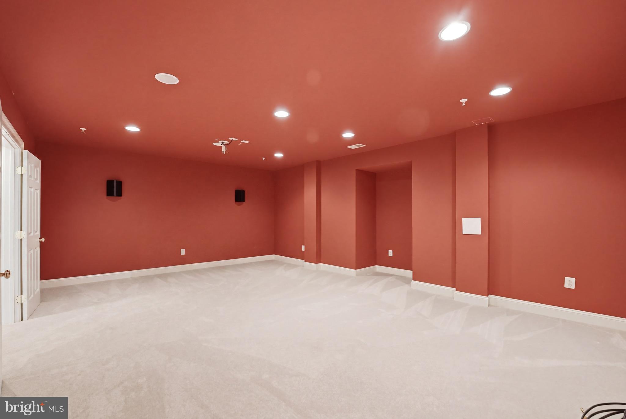 WOODMORE - Residential