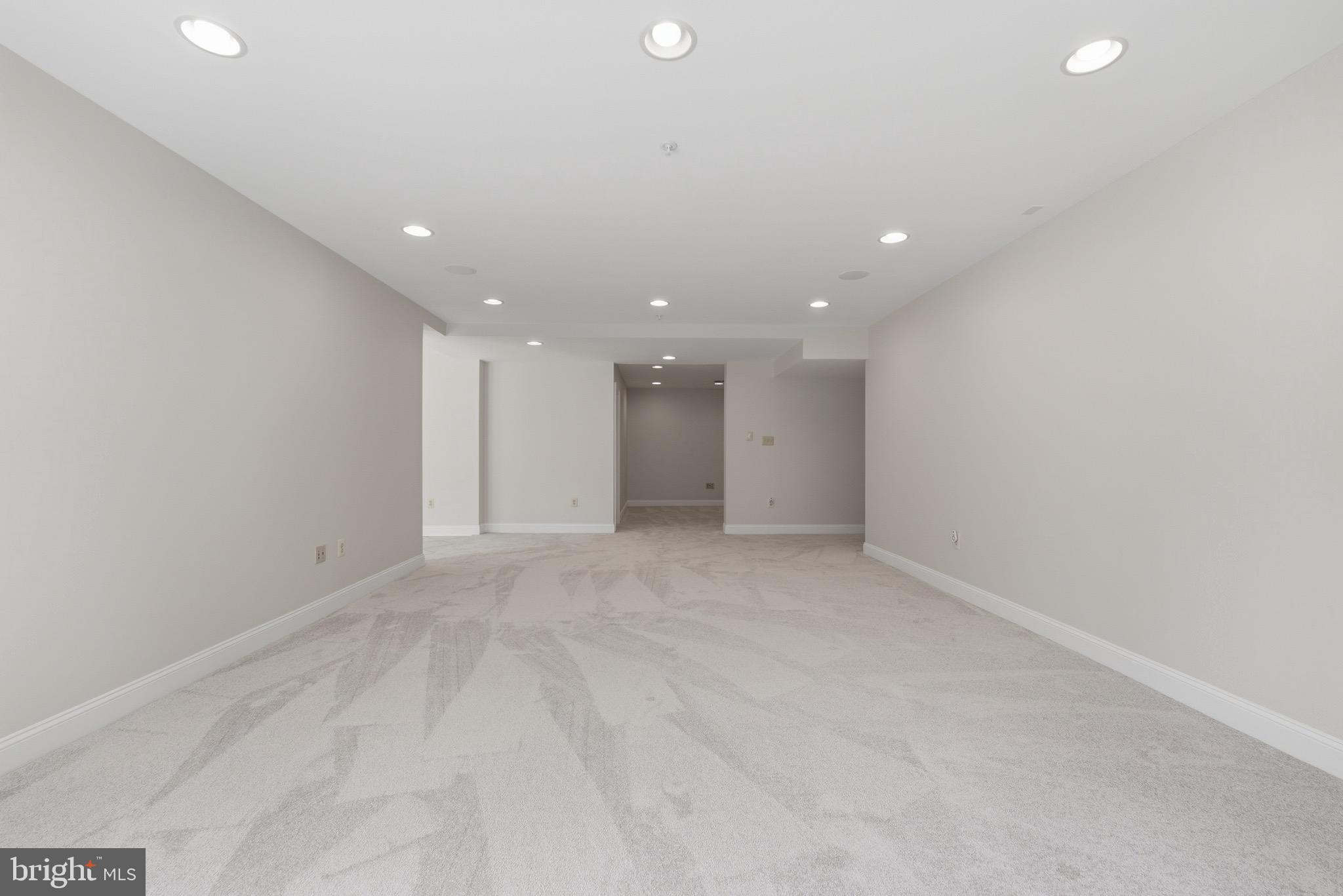 WOODMORE - Residential