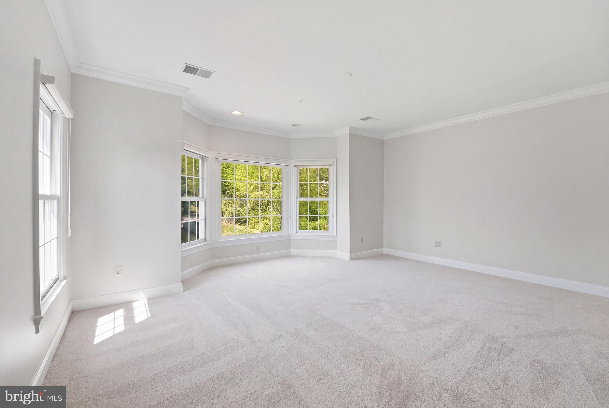 WOODMORE - Residential