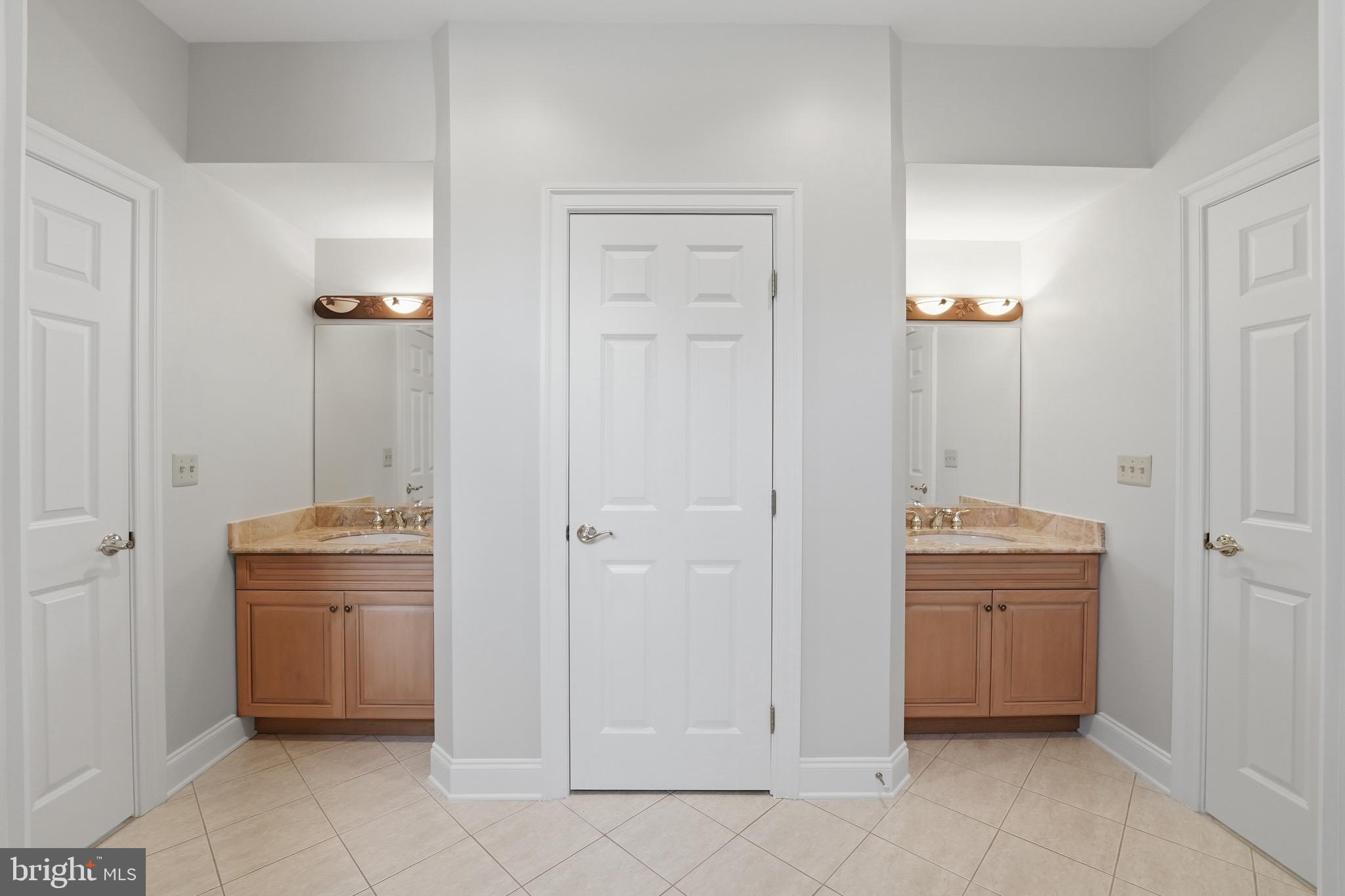 WOODMORE - Residential