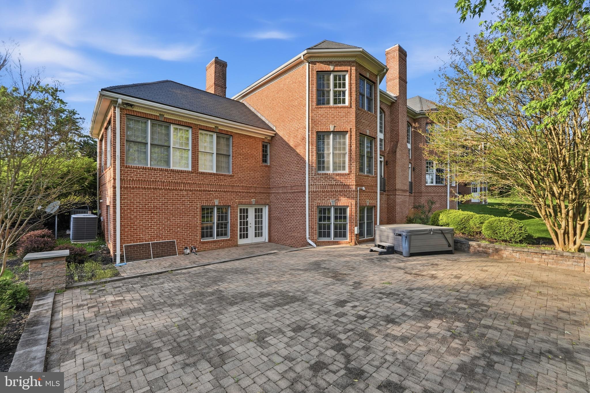 WOODMORE - Residential