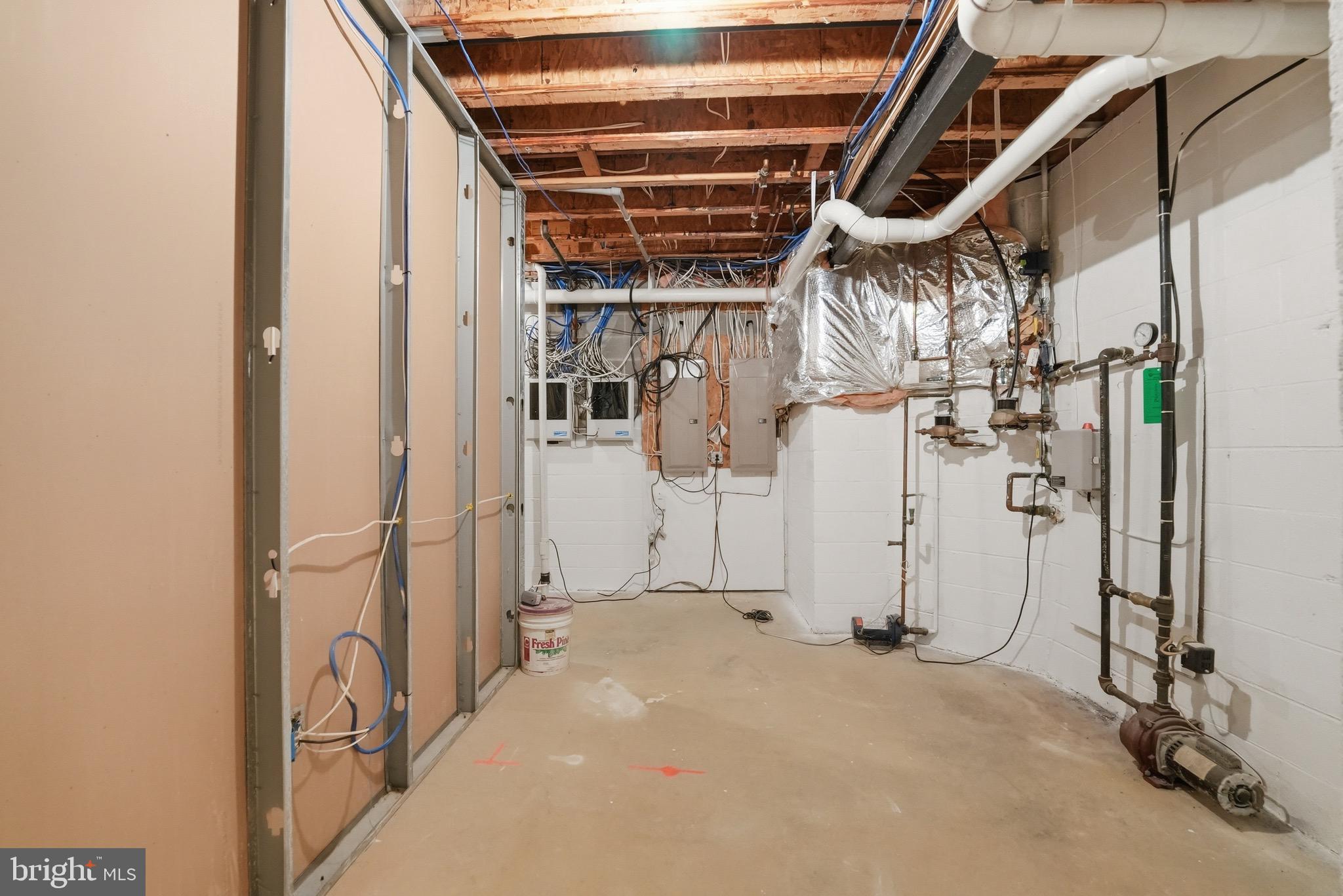 WOODMORE - Residential