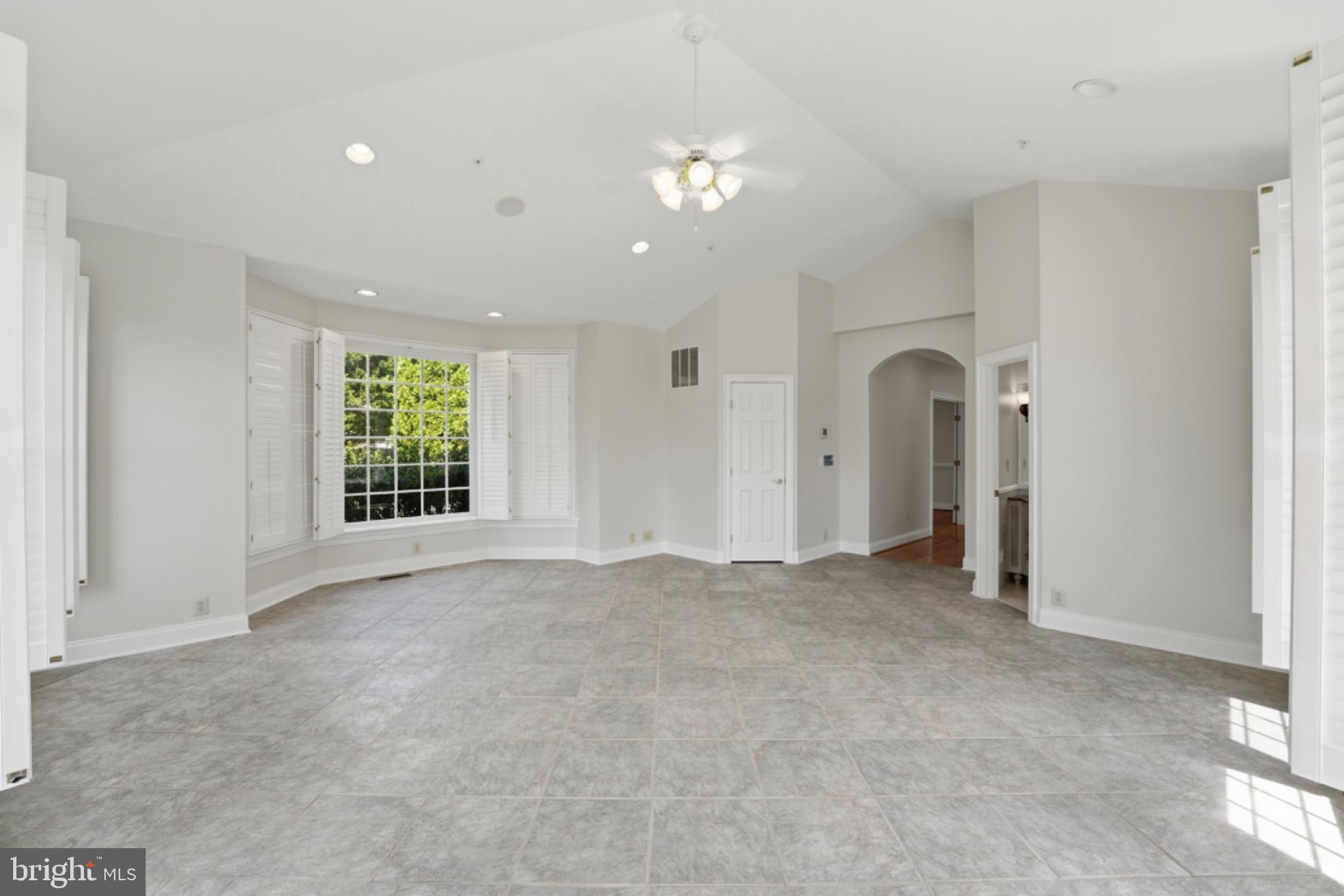 WOODMORE - Residential