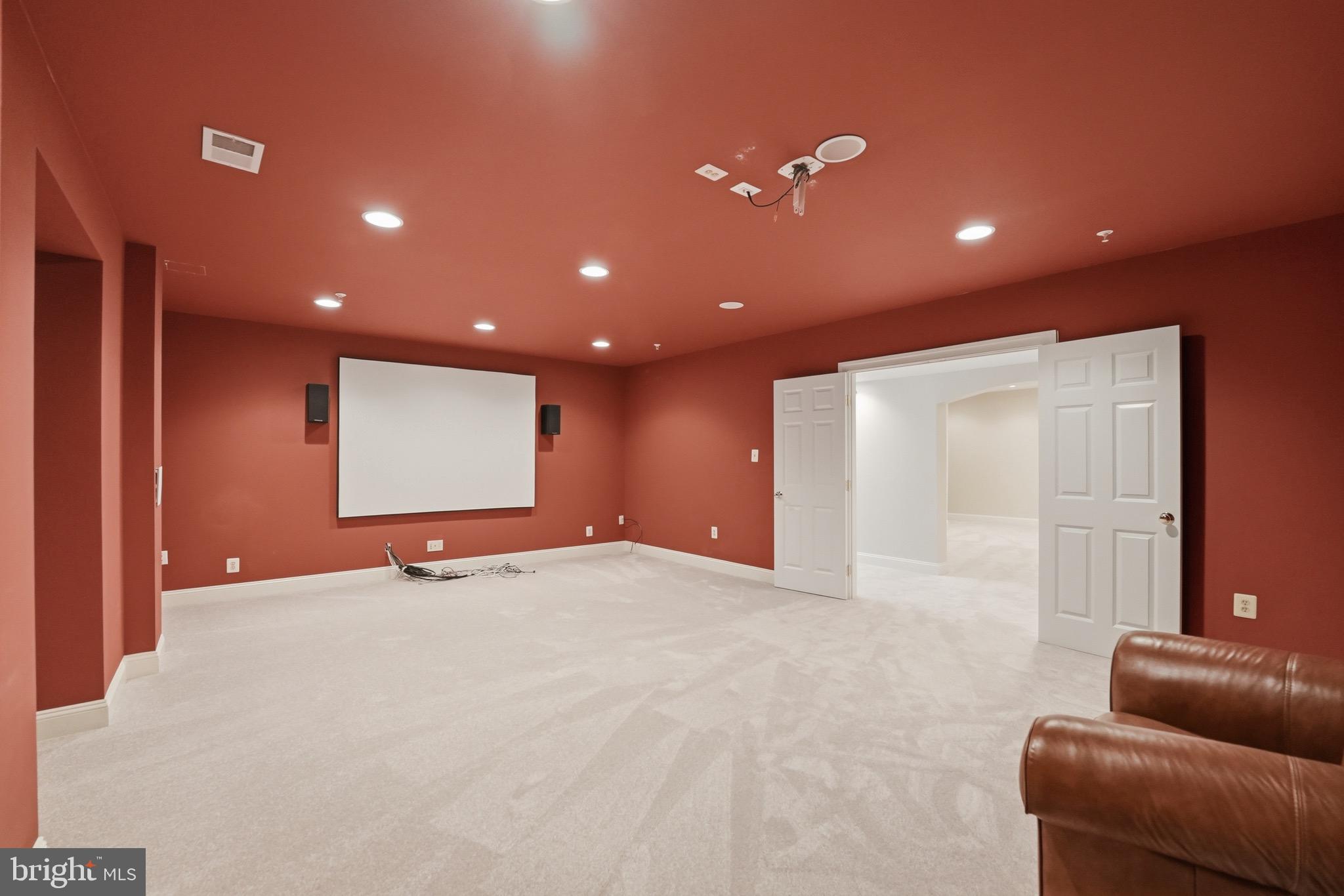 WOODMORE - Residential