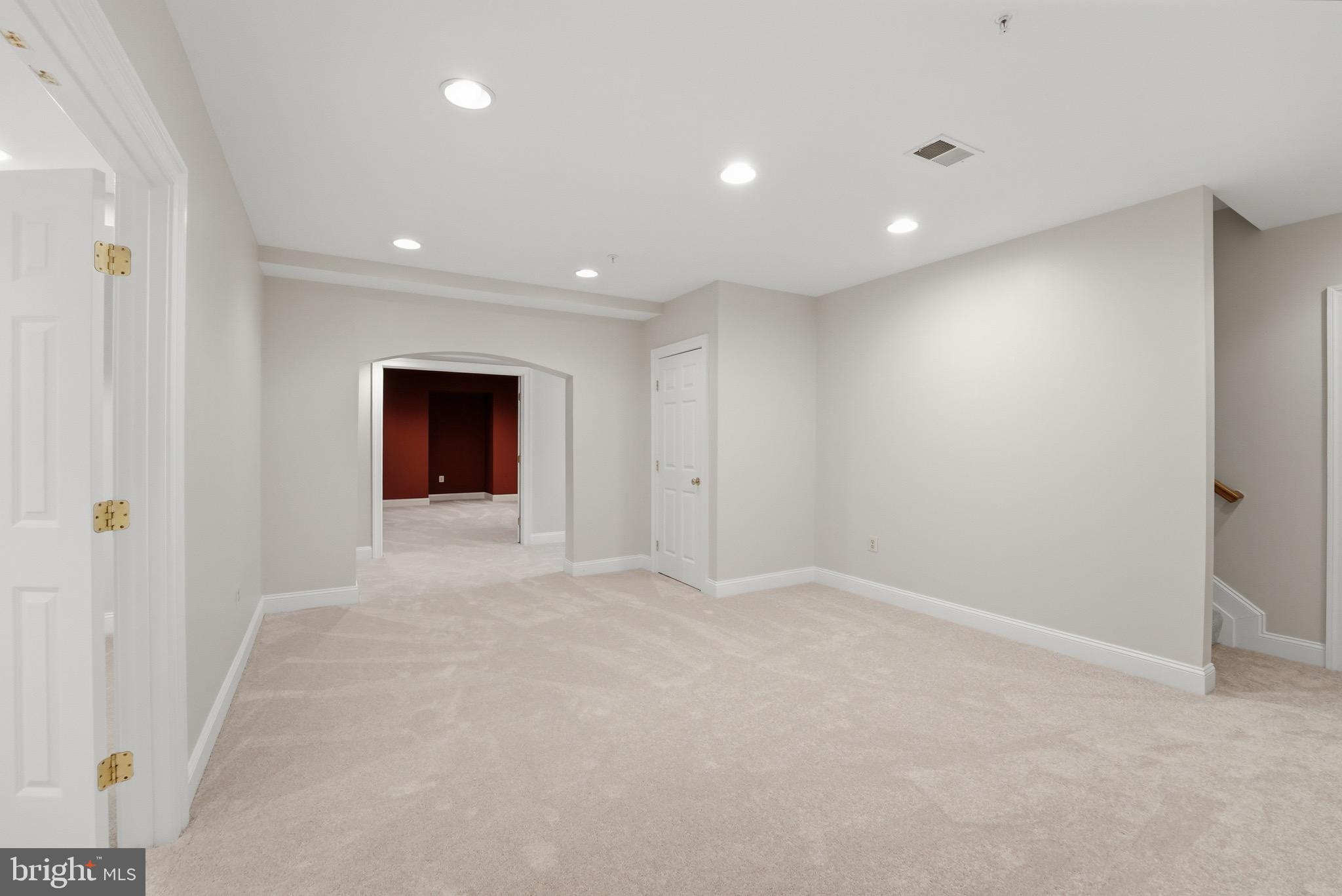 WOODMORE - Residential