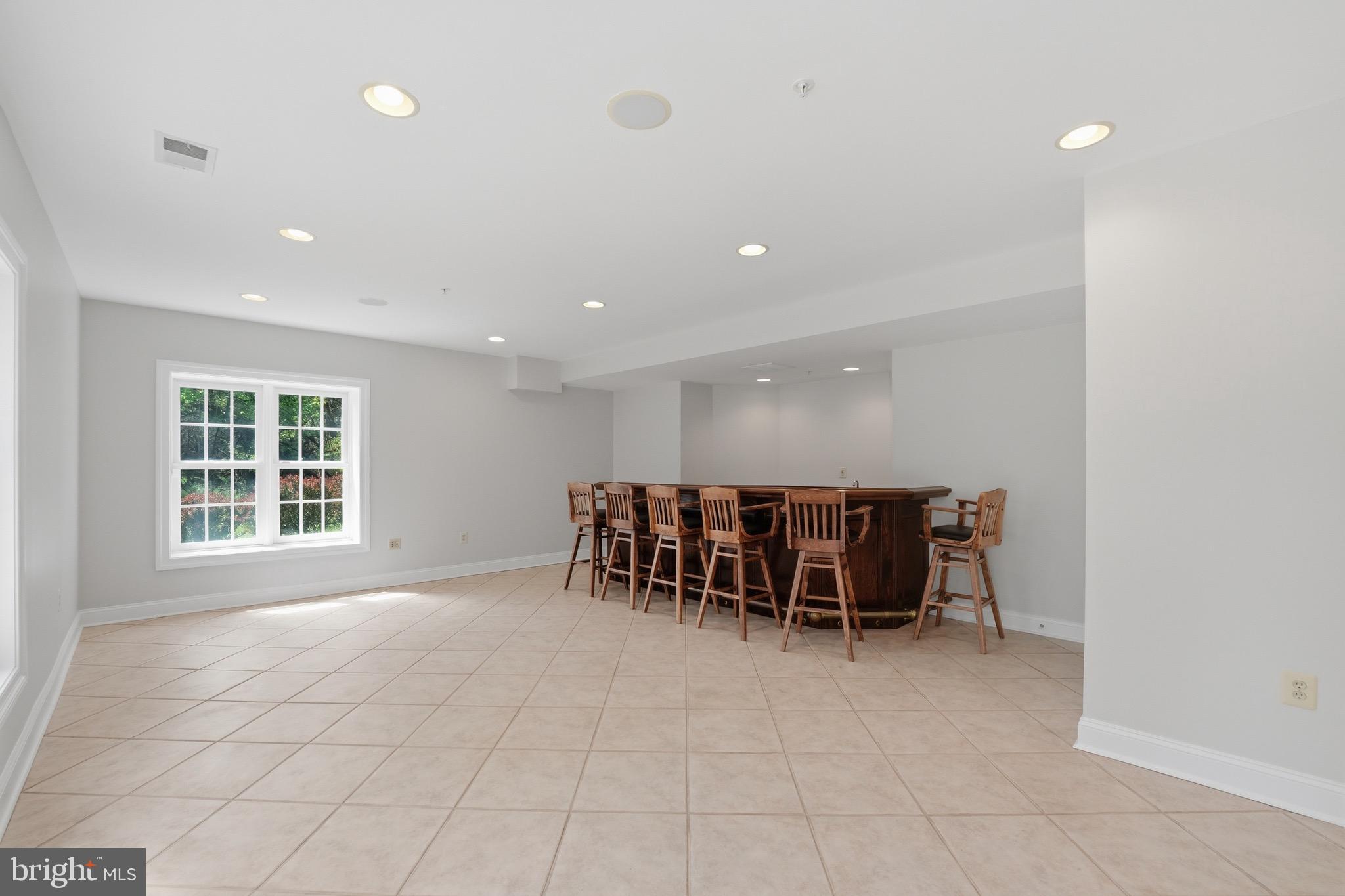 WOODMORE - Residential