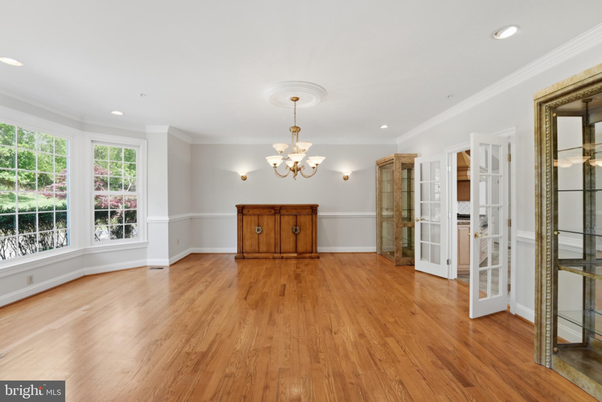 WOODMORE - Residential