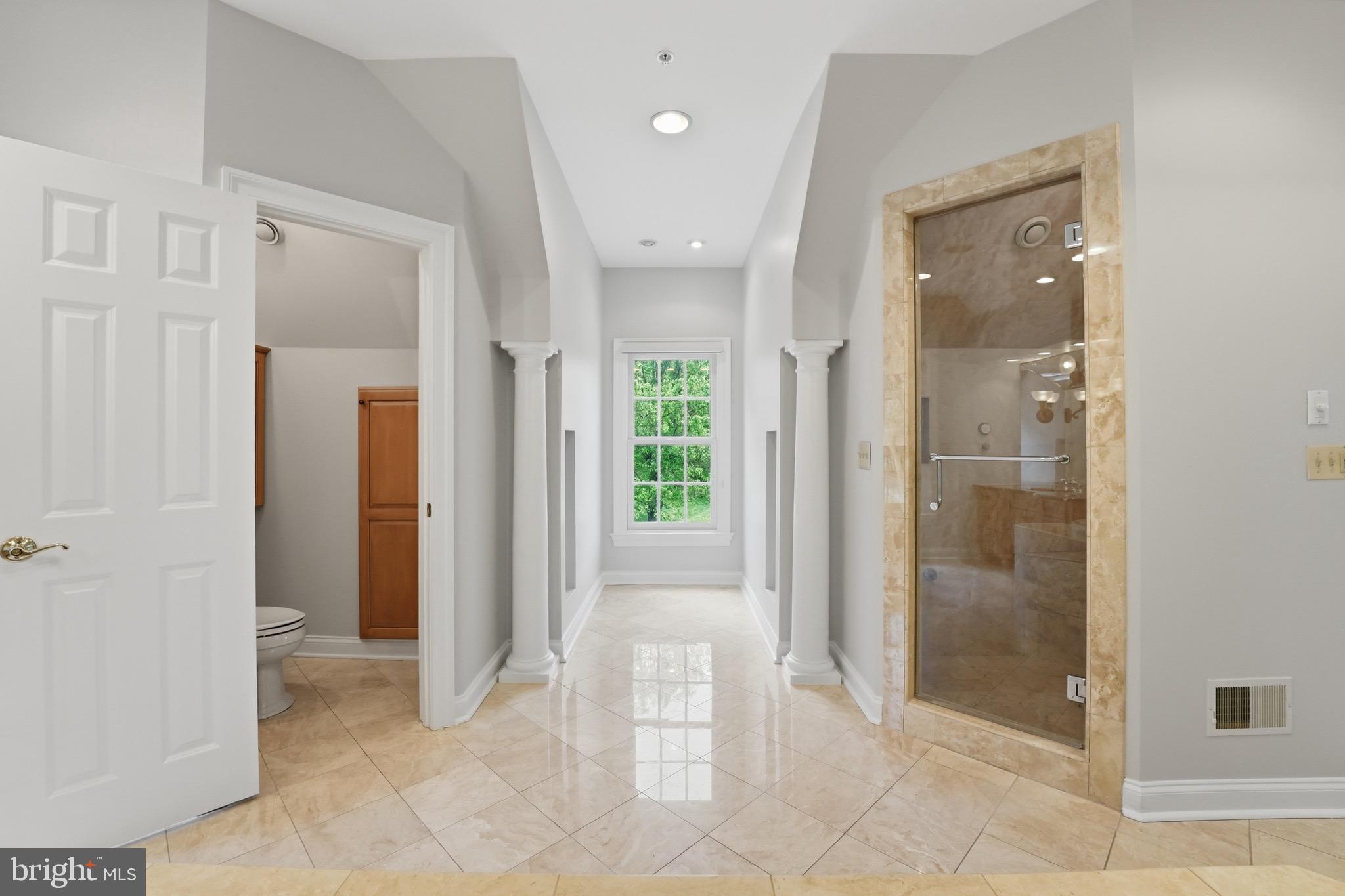 WOODMORE - Residential