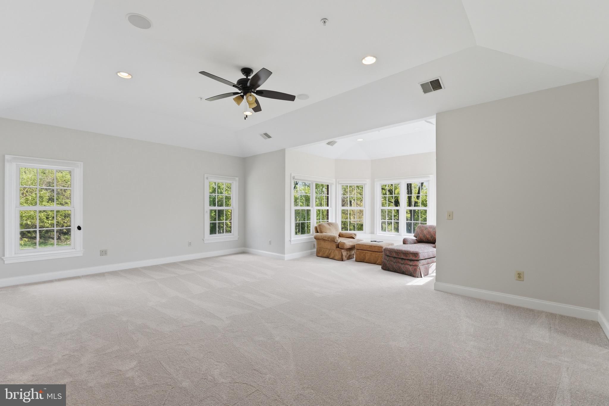 WOODMORE - Residential