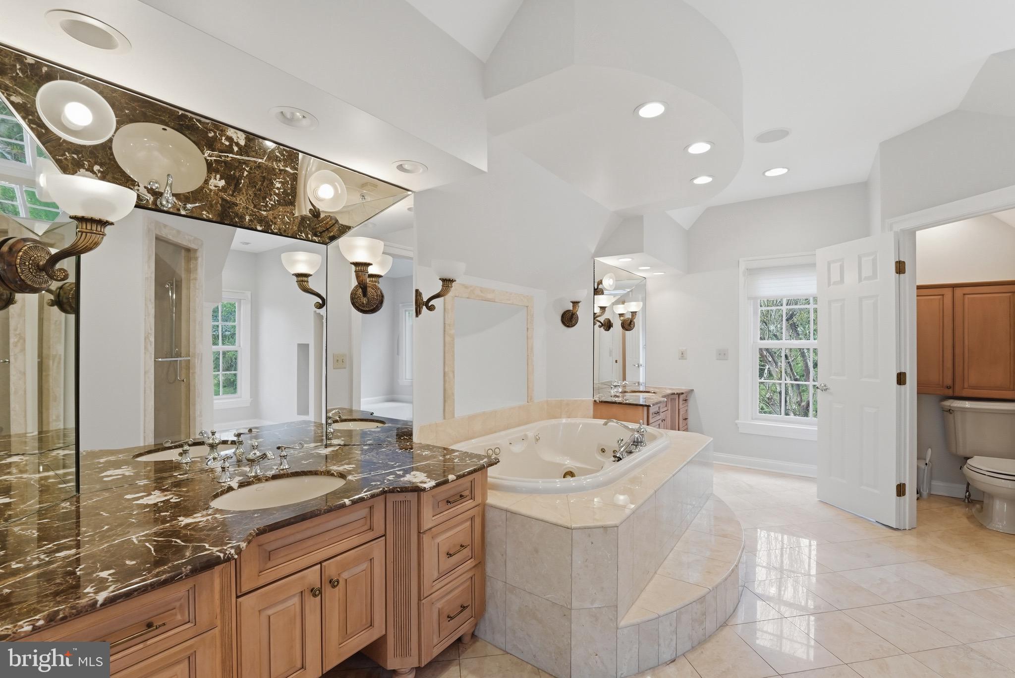 WOODMORE - Residential