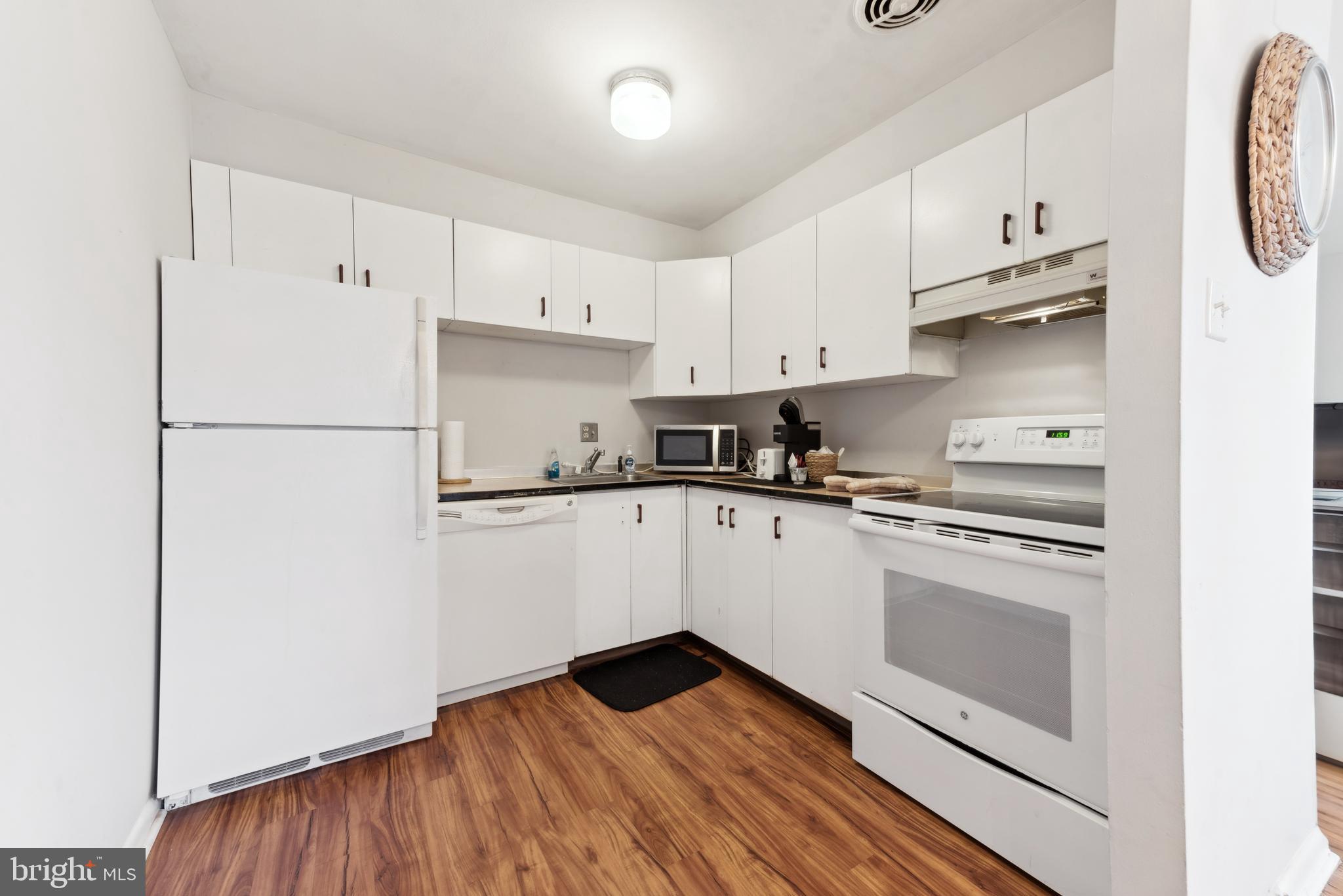 WYNMONT - Residential Lease