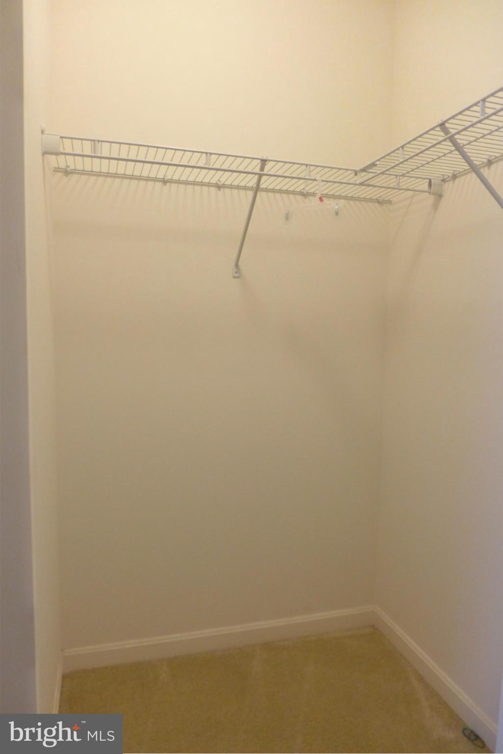 FIVE BUOYS AT ROCK CREEK - Residential Lease