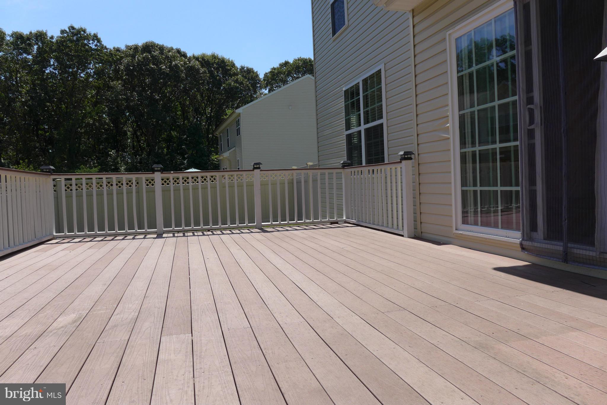 FIVE BUOYS AT ROCK CREEK - Residential Lease