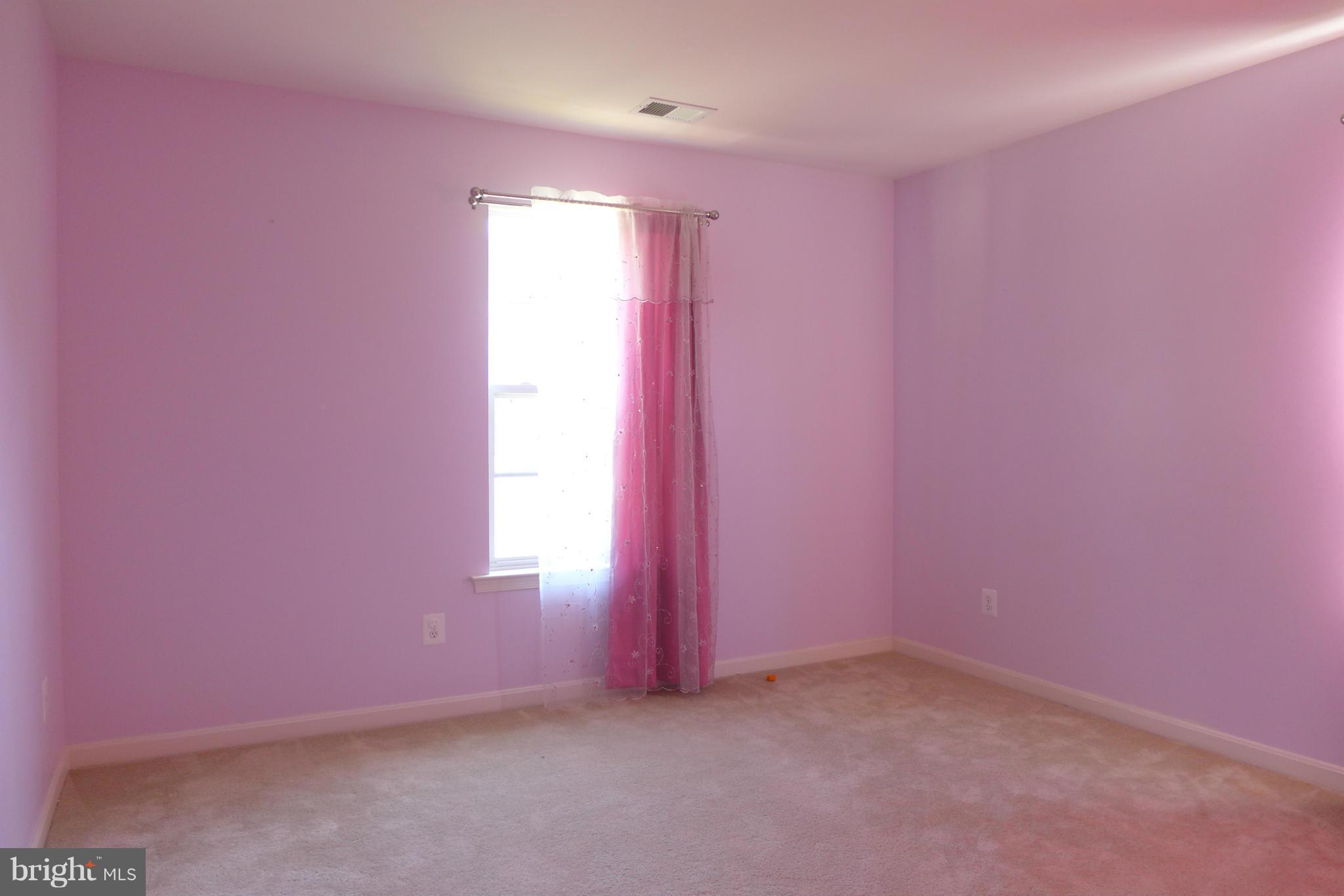 FIVE BUOYS AT ROCK CREEK - Residential Lease