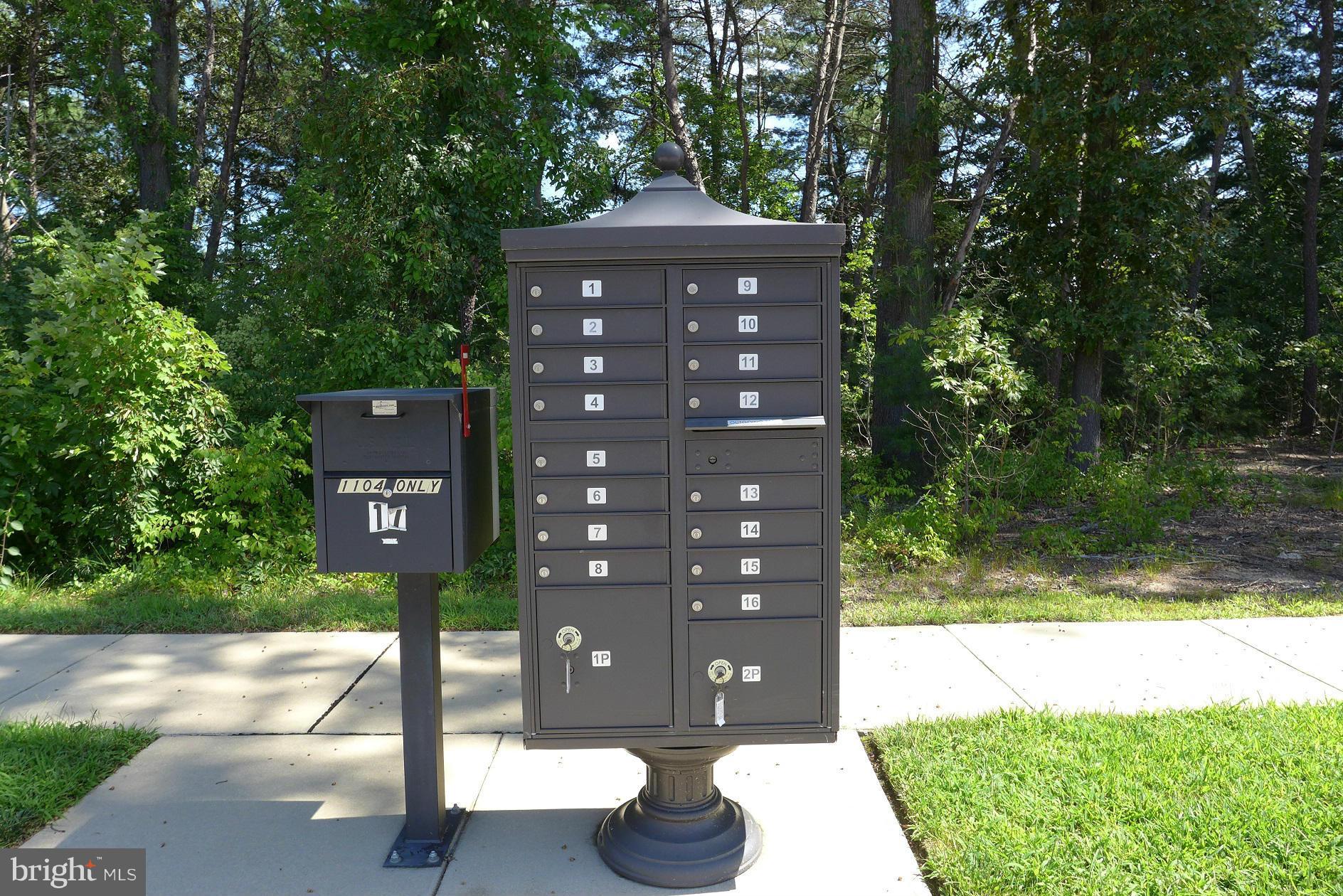 FIVE BUOYS AT ROCK CREEK - Residential Lease