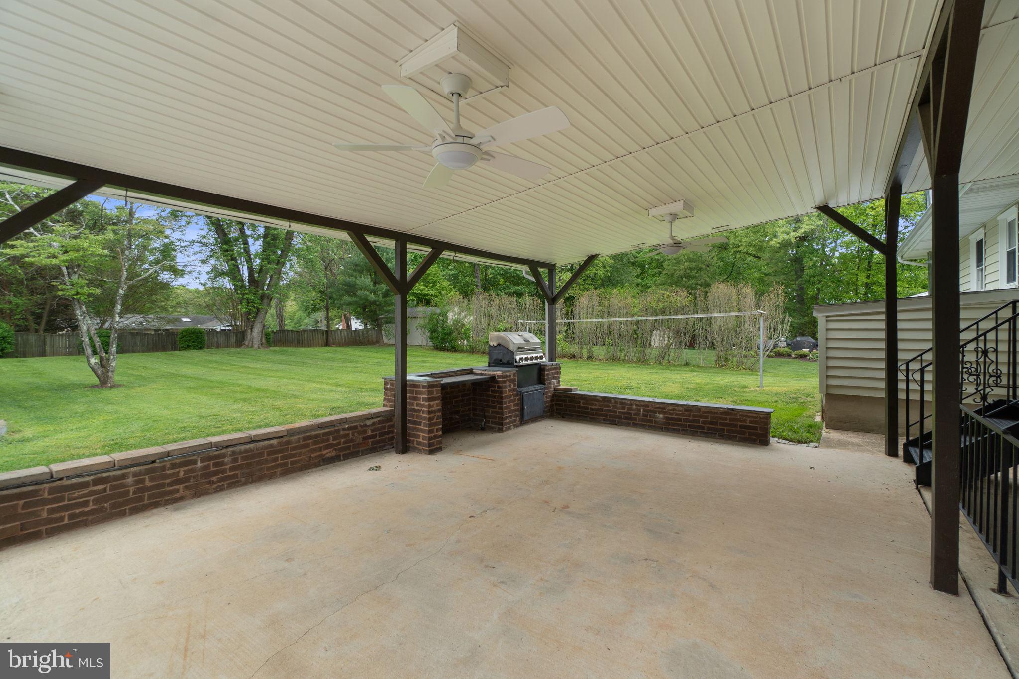STRAWBRIDGE ESTATES - Residential