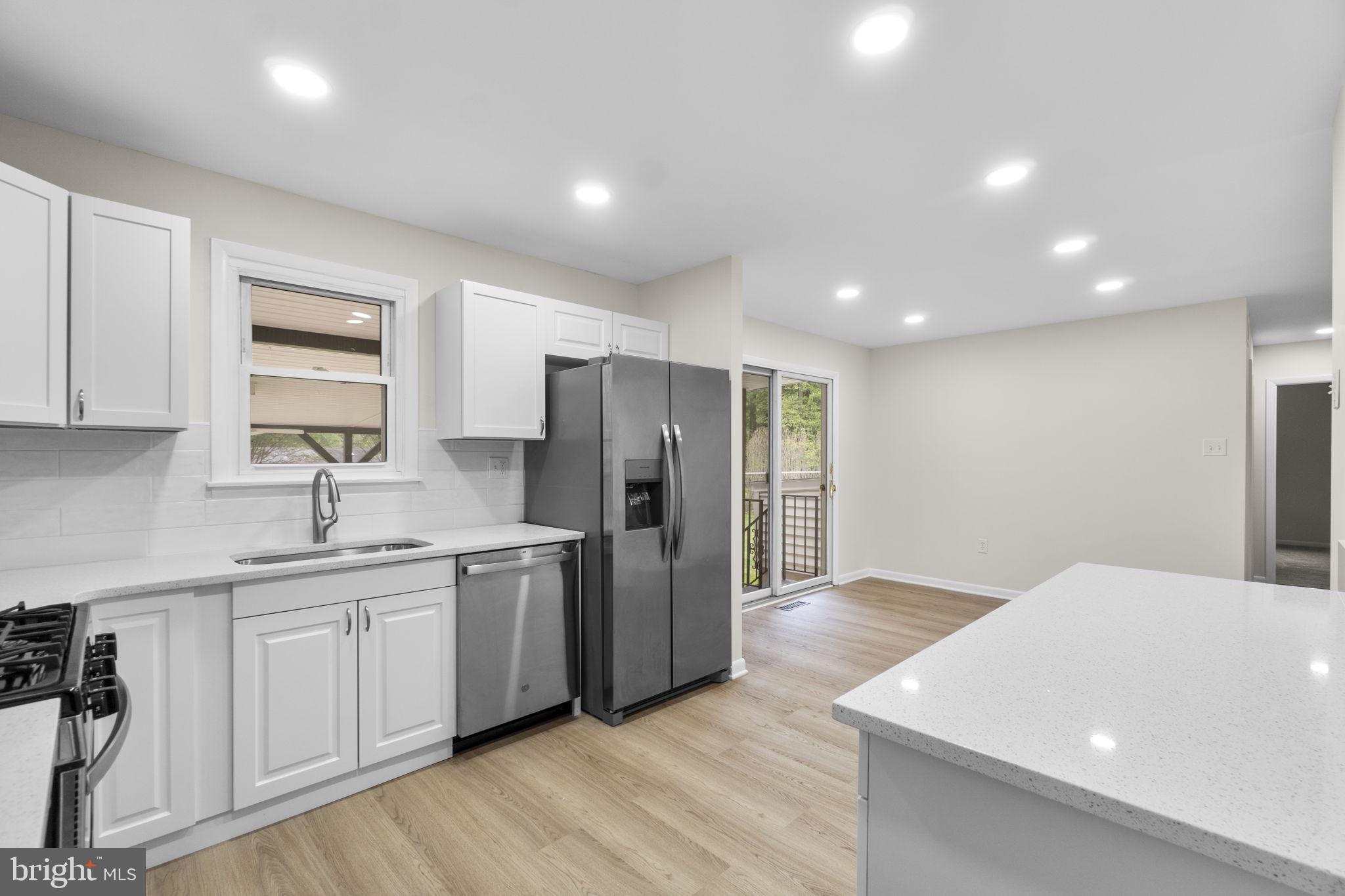 STRAWBRIDGE ESTATES - Residential