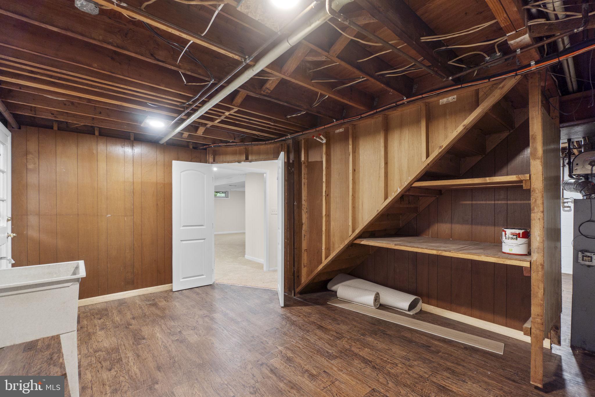 STRAWBRIDGE ESTATES - Residential