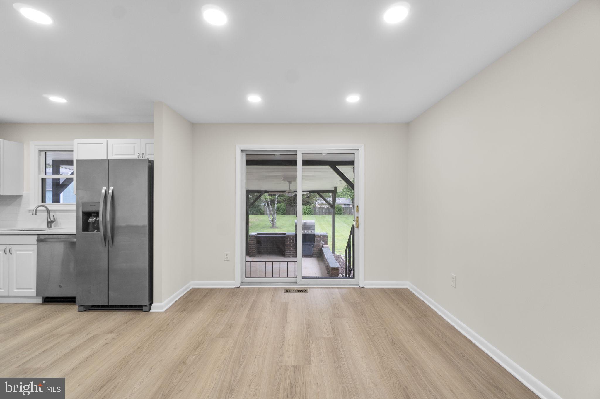 STRAWBRIDGE ESTATES - Residential