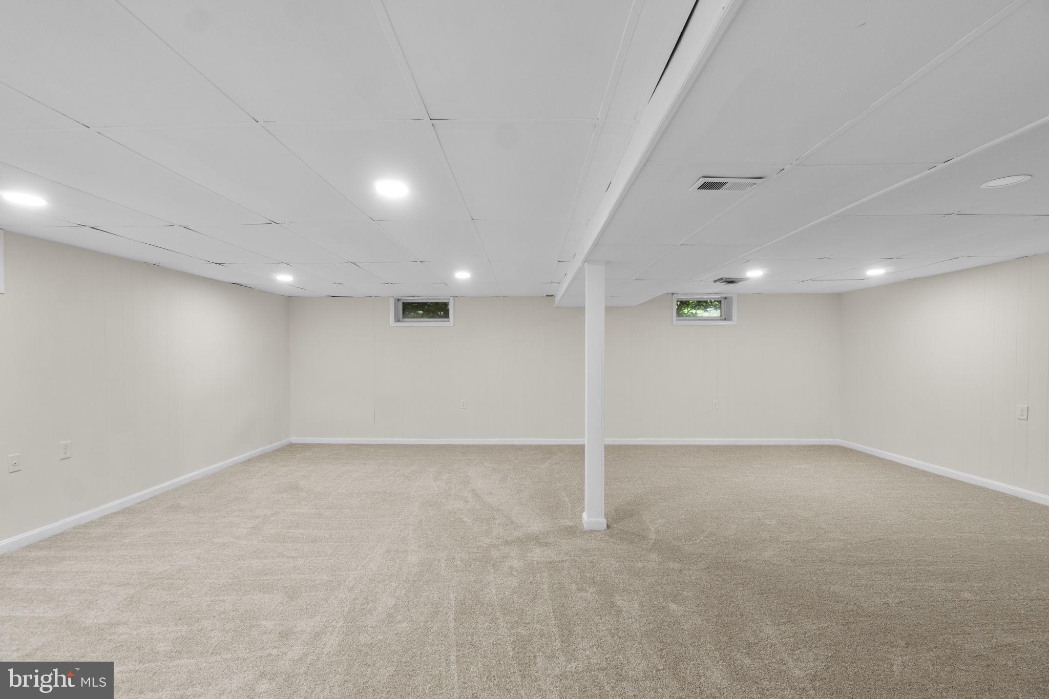 STRAWBRIDGE ESTATES - Residential