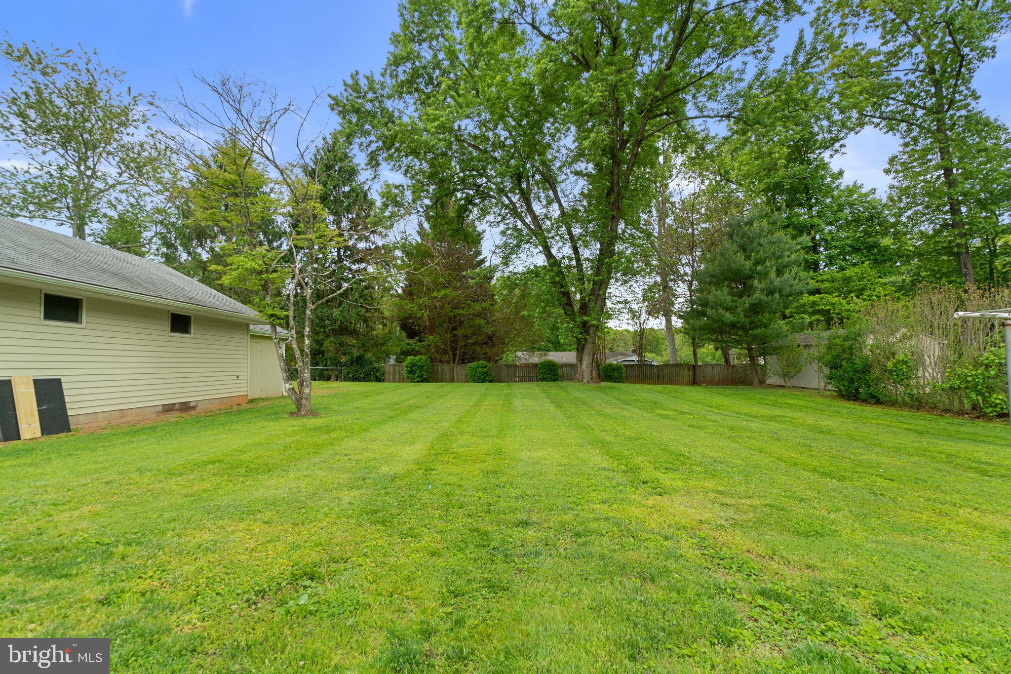 STRAWBRIDGE ESTATES - Residential
