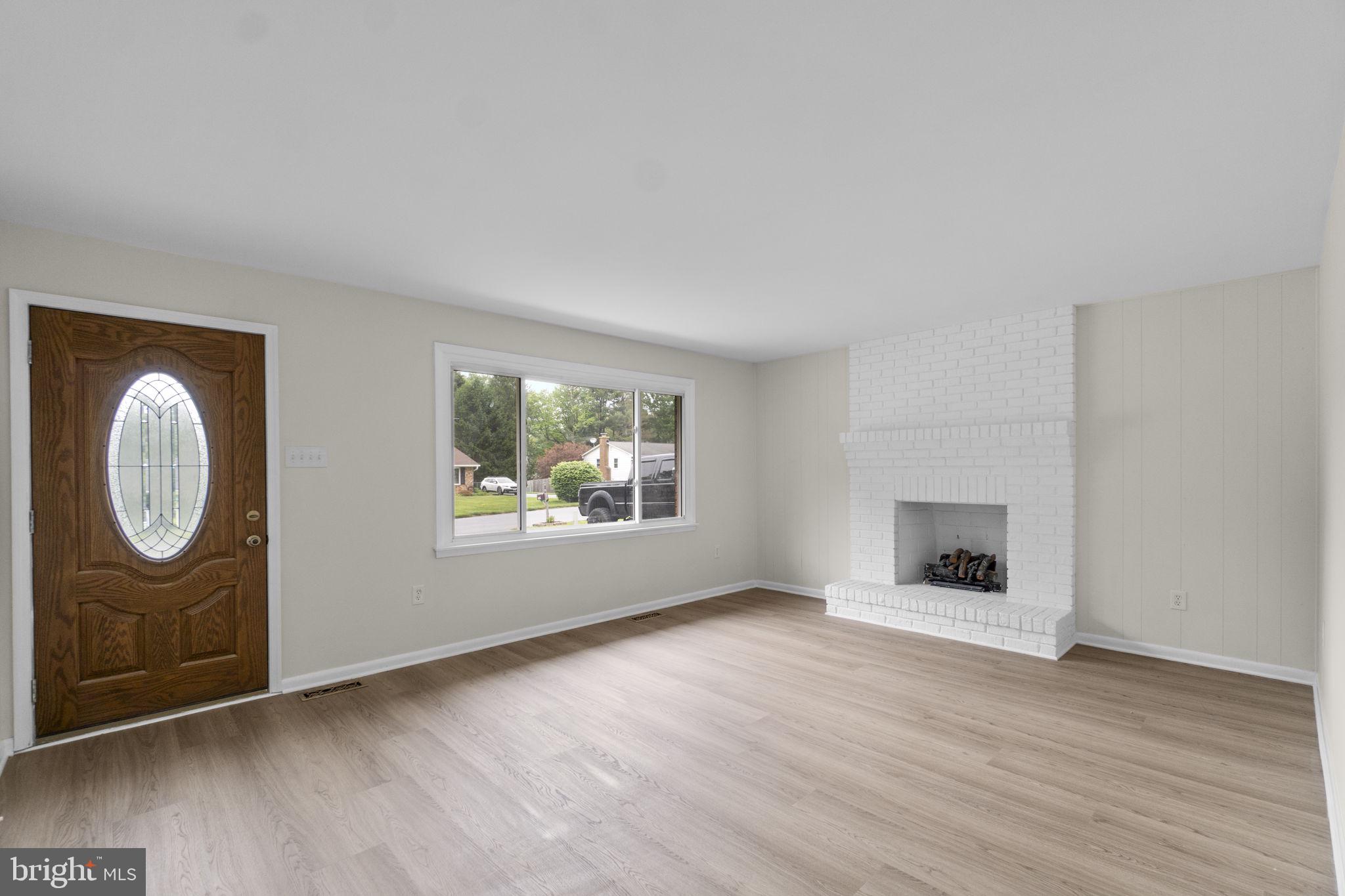 STRAWBRIDGE ESTATES - Residential