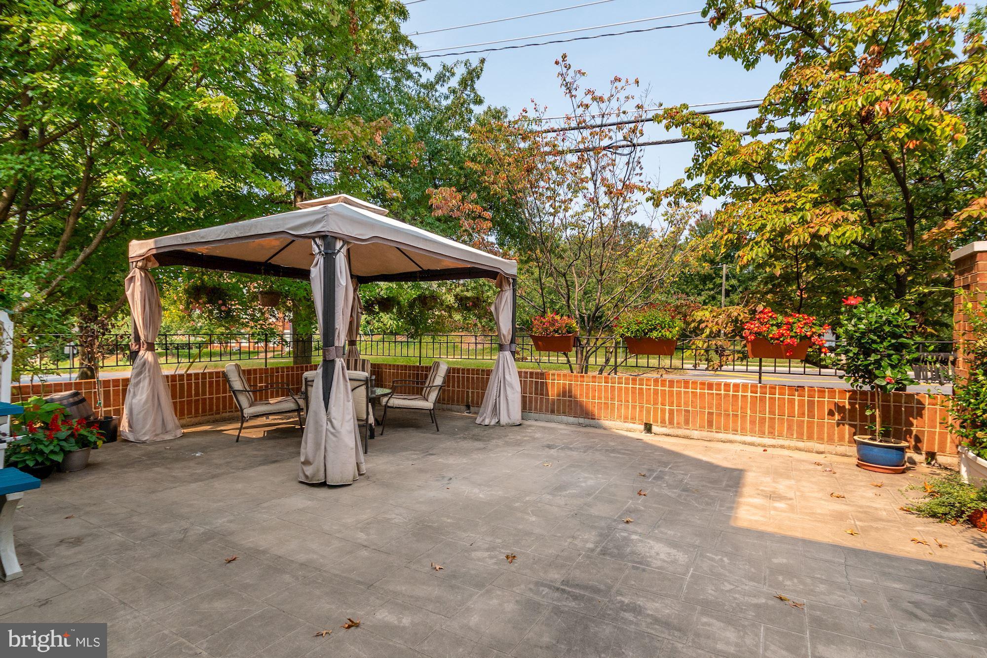 GATES OF WESTFALLS - Residential