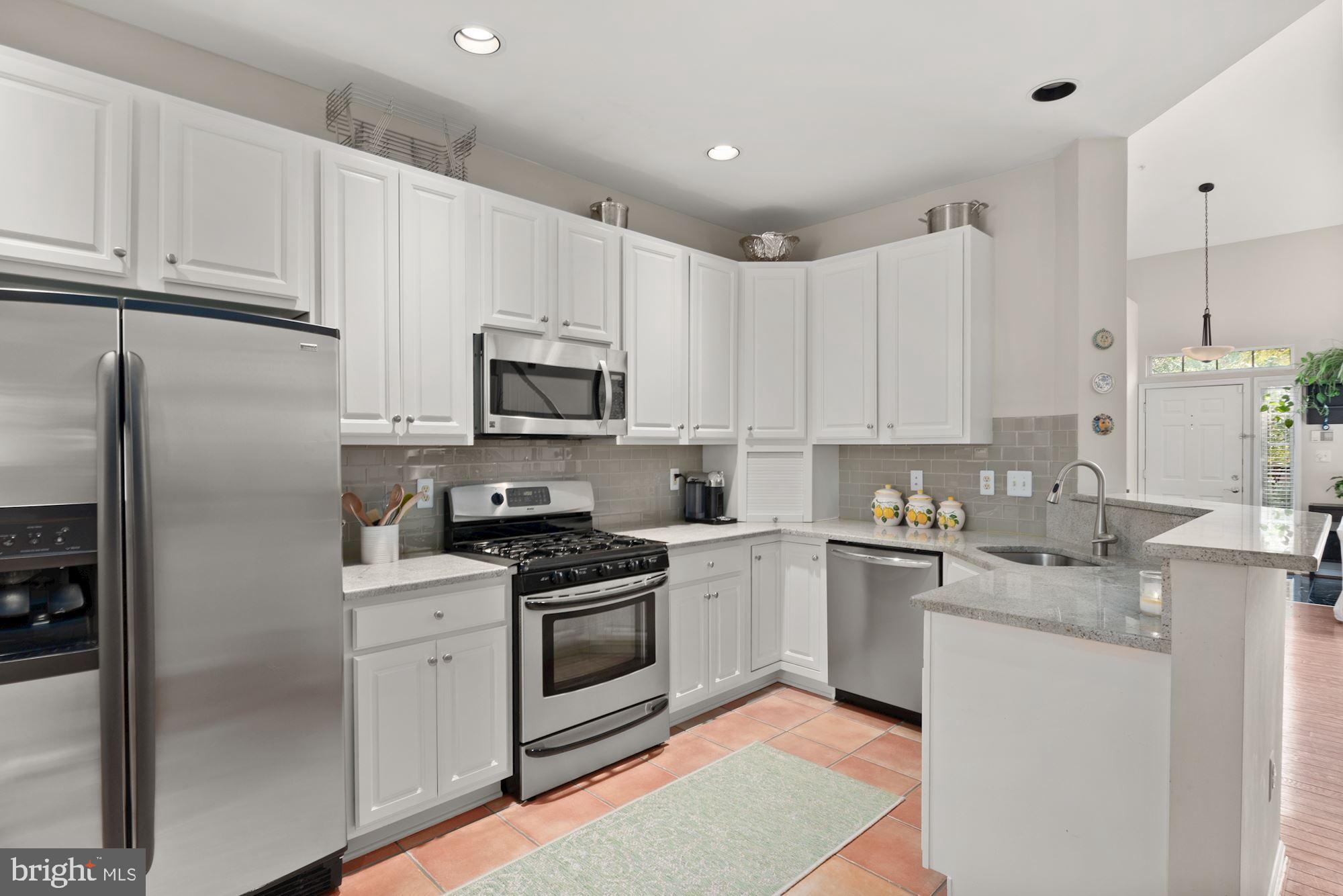 GATES OF WESTFALLS - Residential