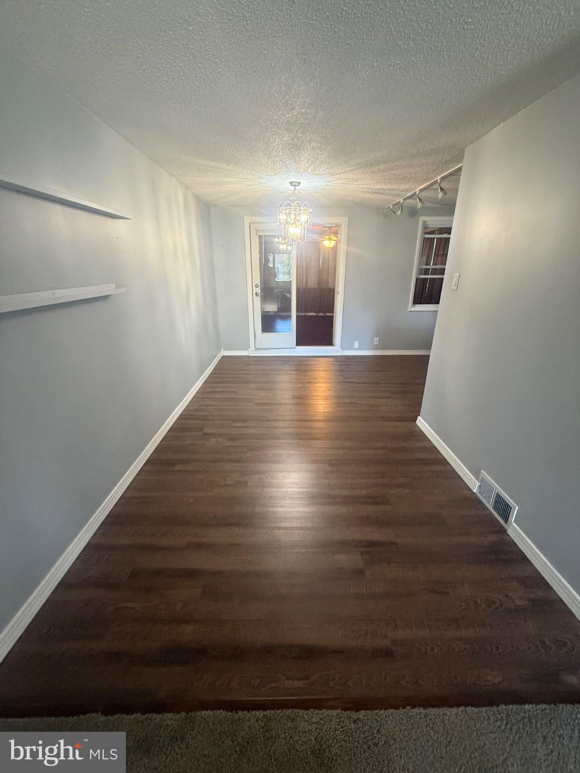 874 TAYLOR DRIVE