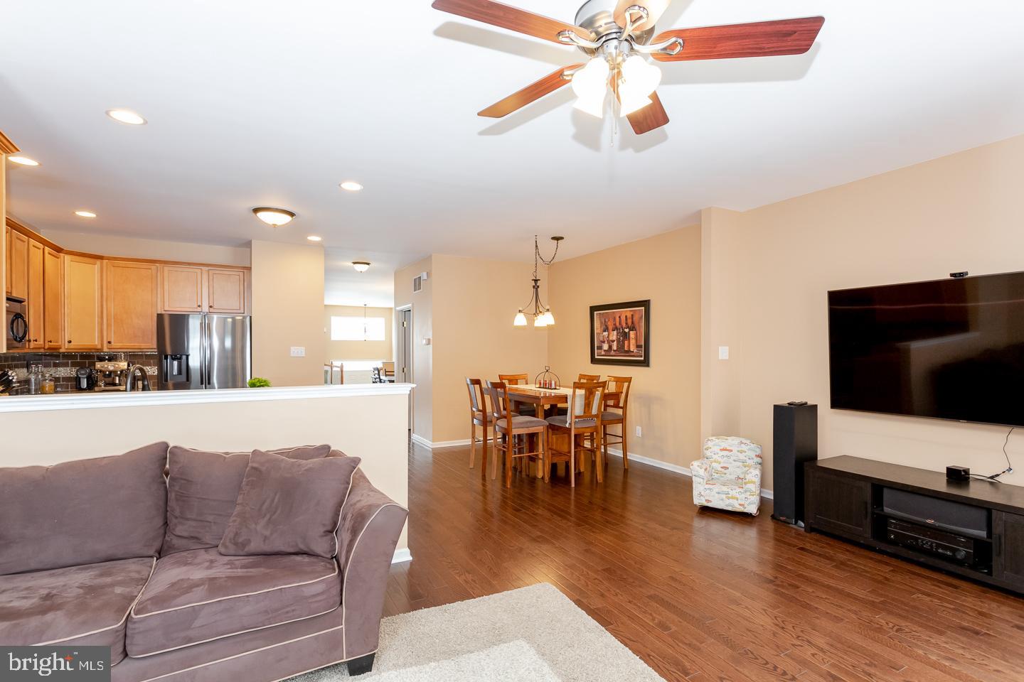 PROVIDENCE HILL - Residential