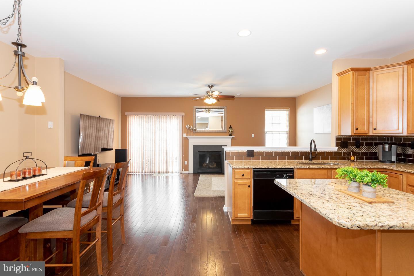 PROVIDENCE HILL - Residential