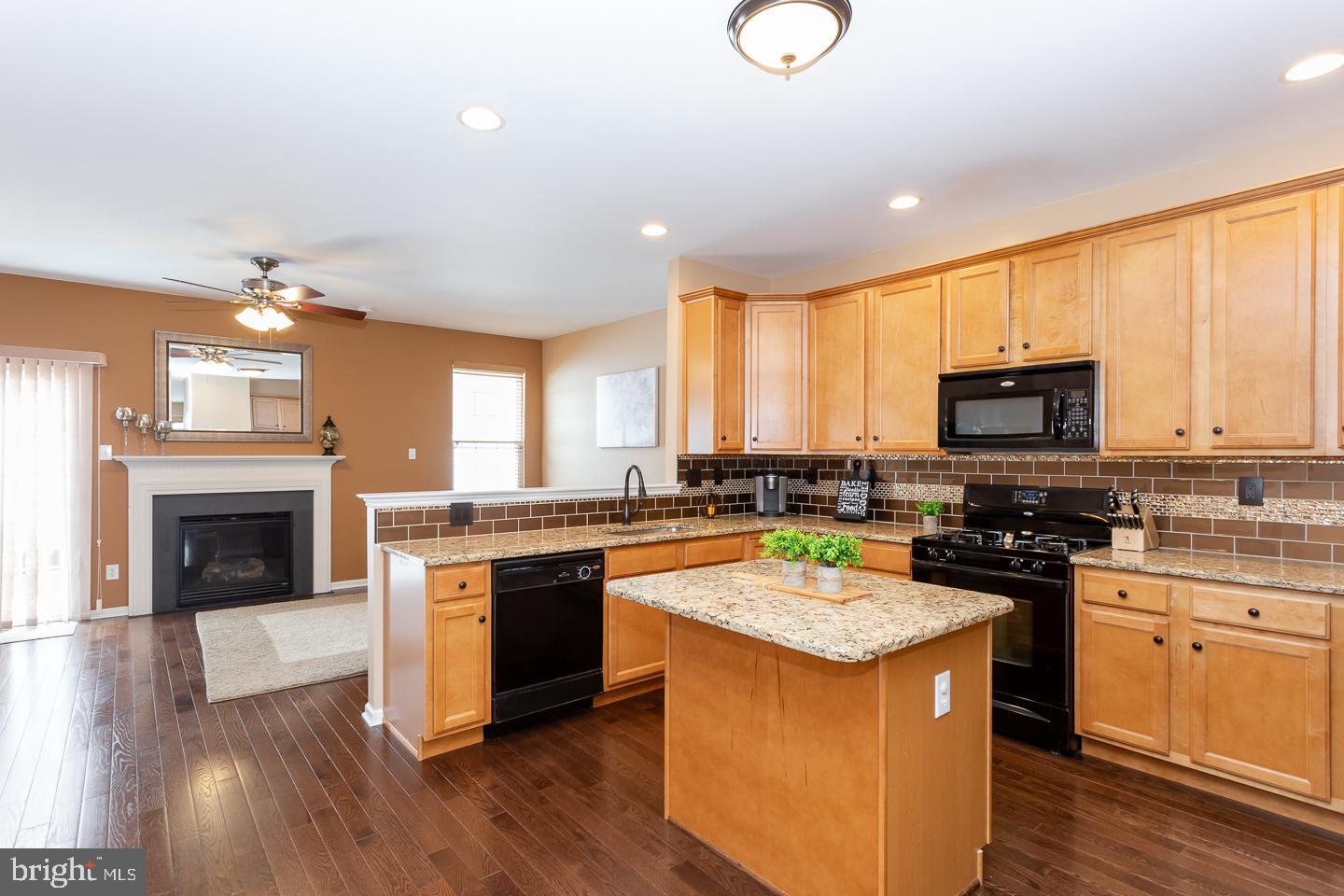 PROVIDENCE HILL - Residential