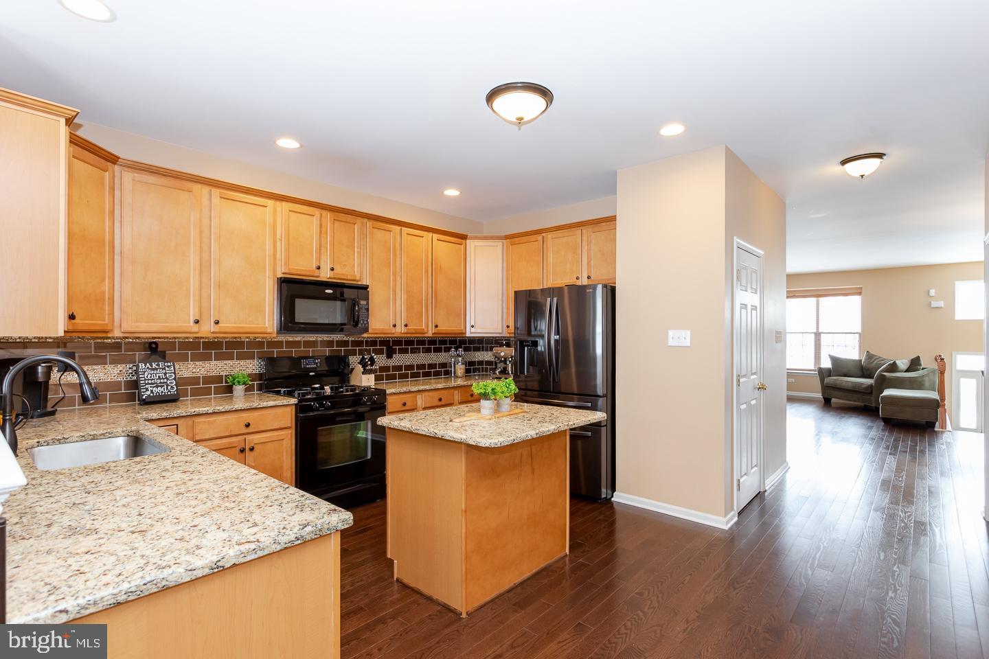 PROVIDENCE HILL - Residential