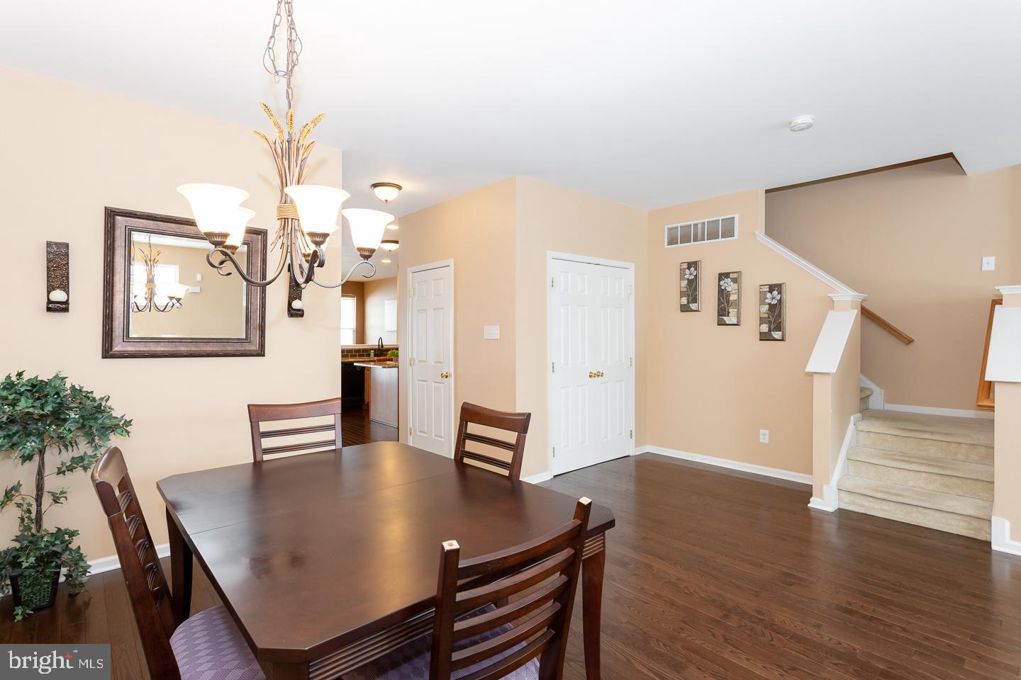 PROVIDENCE HILL - Residential