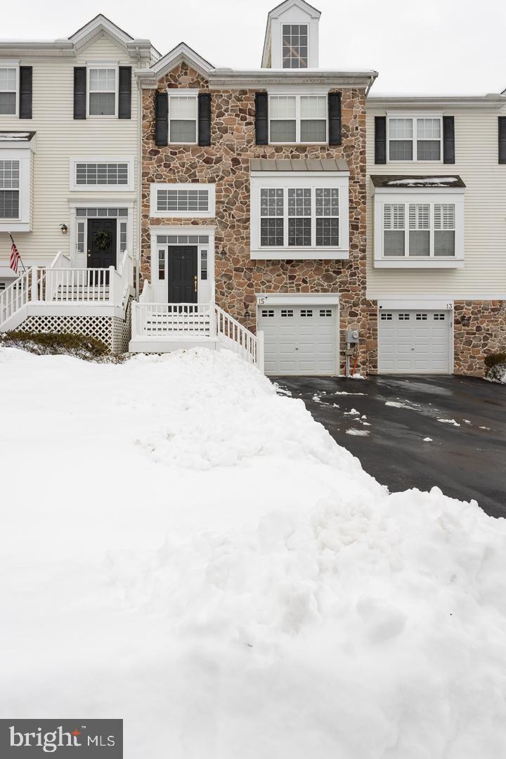 PROVIDENCE HILL - Residential