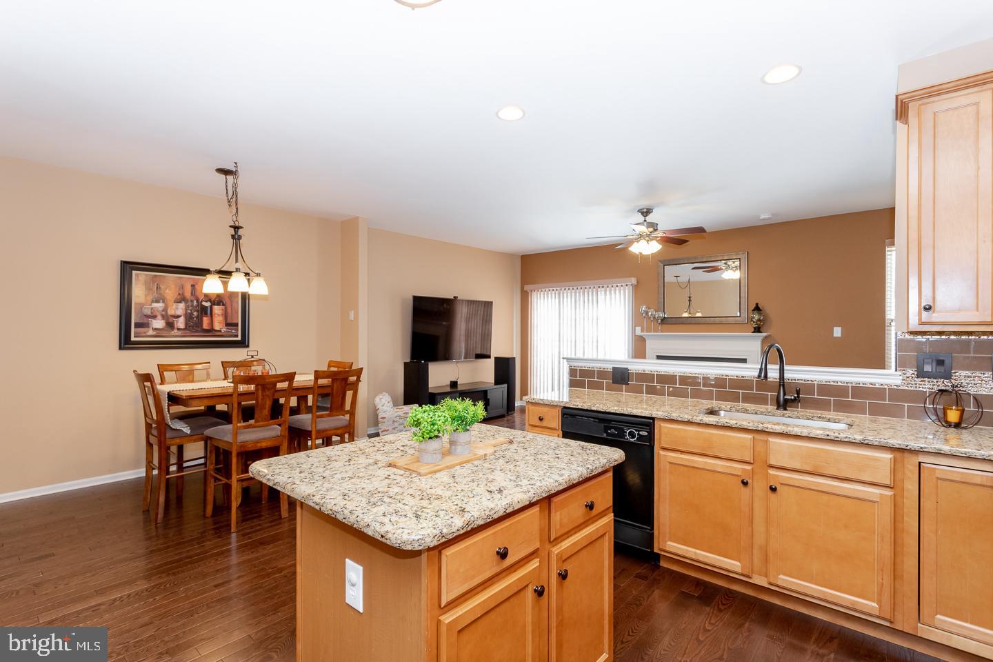 PROVIDENCE HILL - Residential